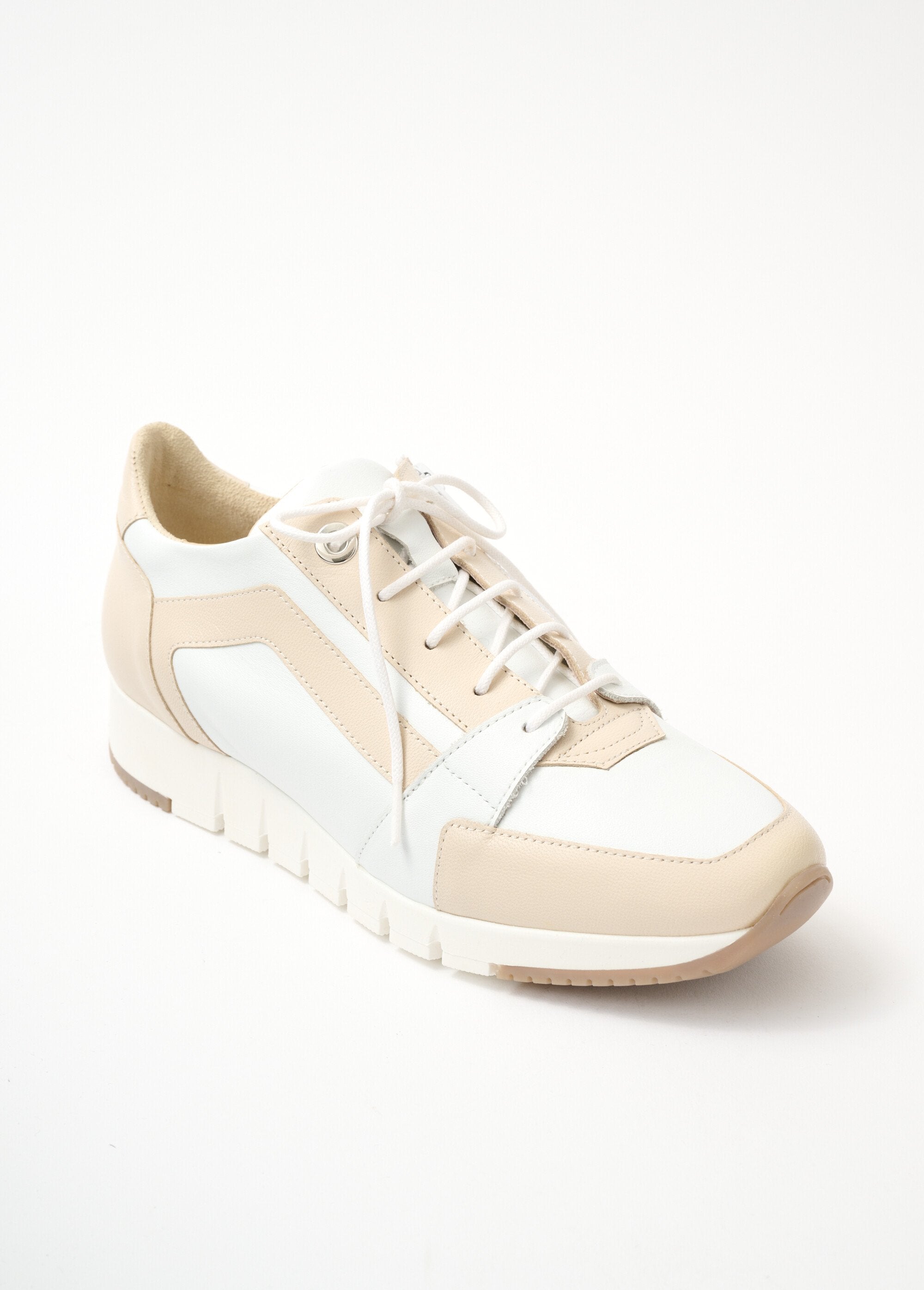 Two-tone_leather_comfort_width_sneakers_Beige_and_white_FA1_slim