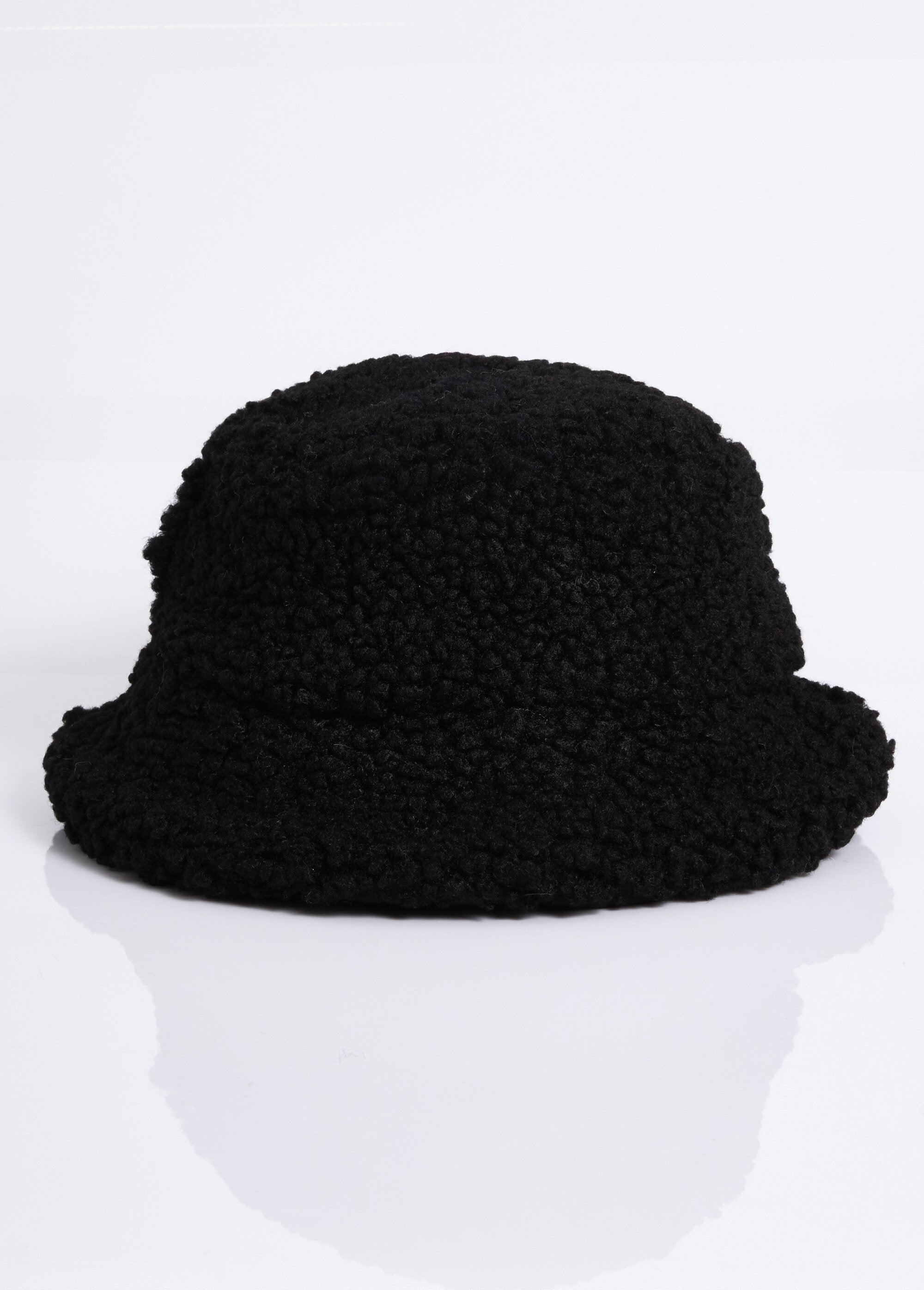 Reversible_loop_knit/quilted_bob_Black_DE1_slim