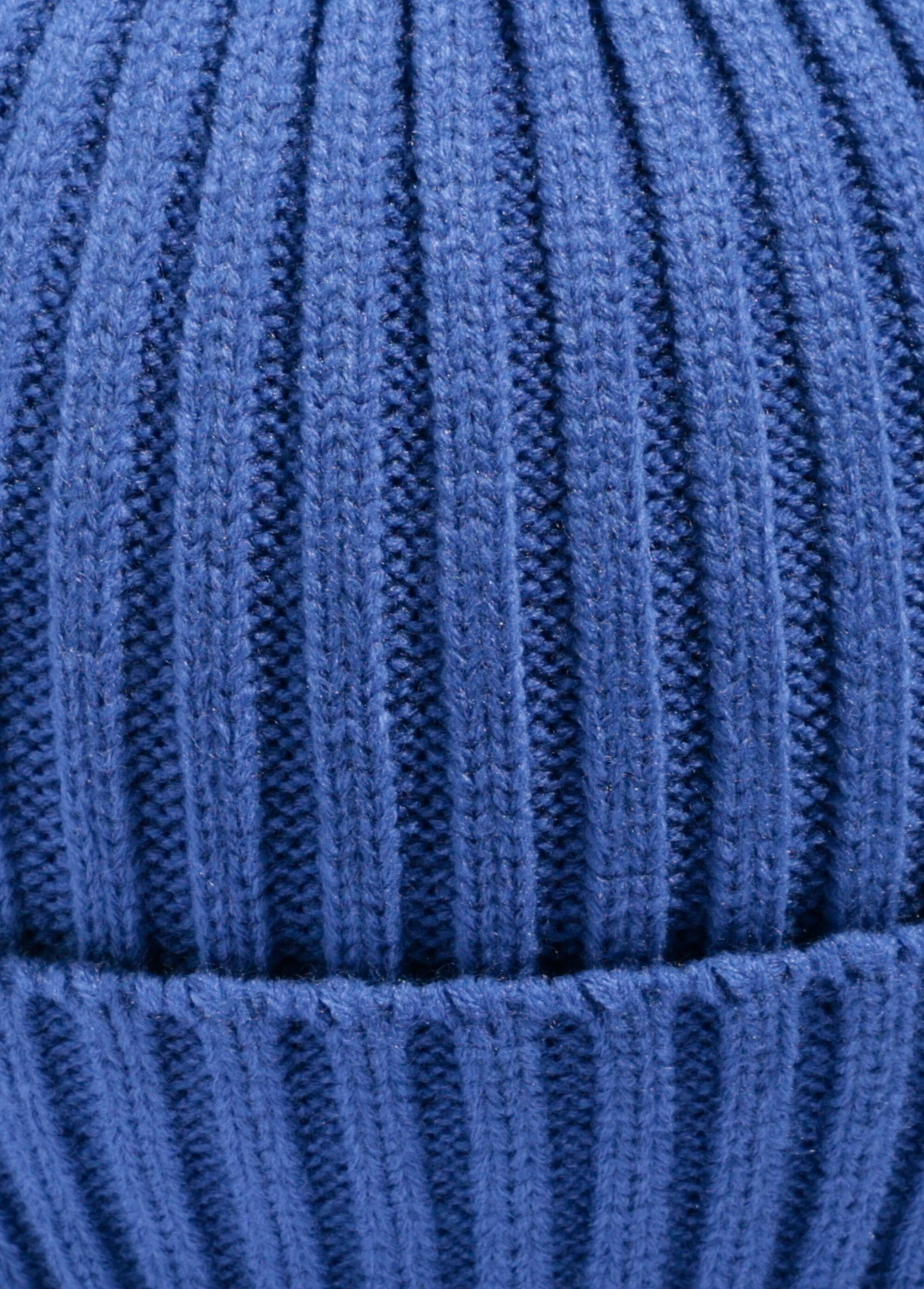 Ribbed_knit_hat_with_cuffs_Royal_blue_DE1_slim