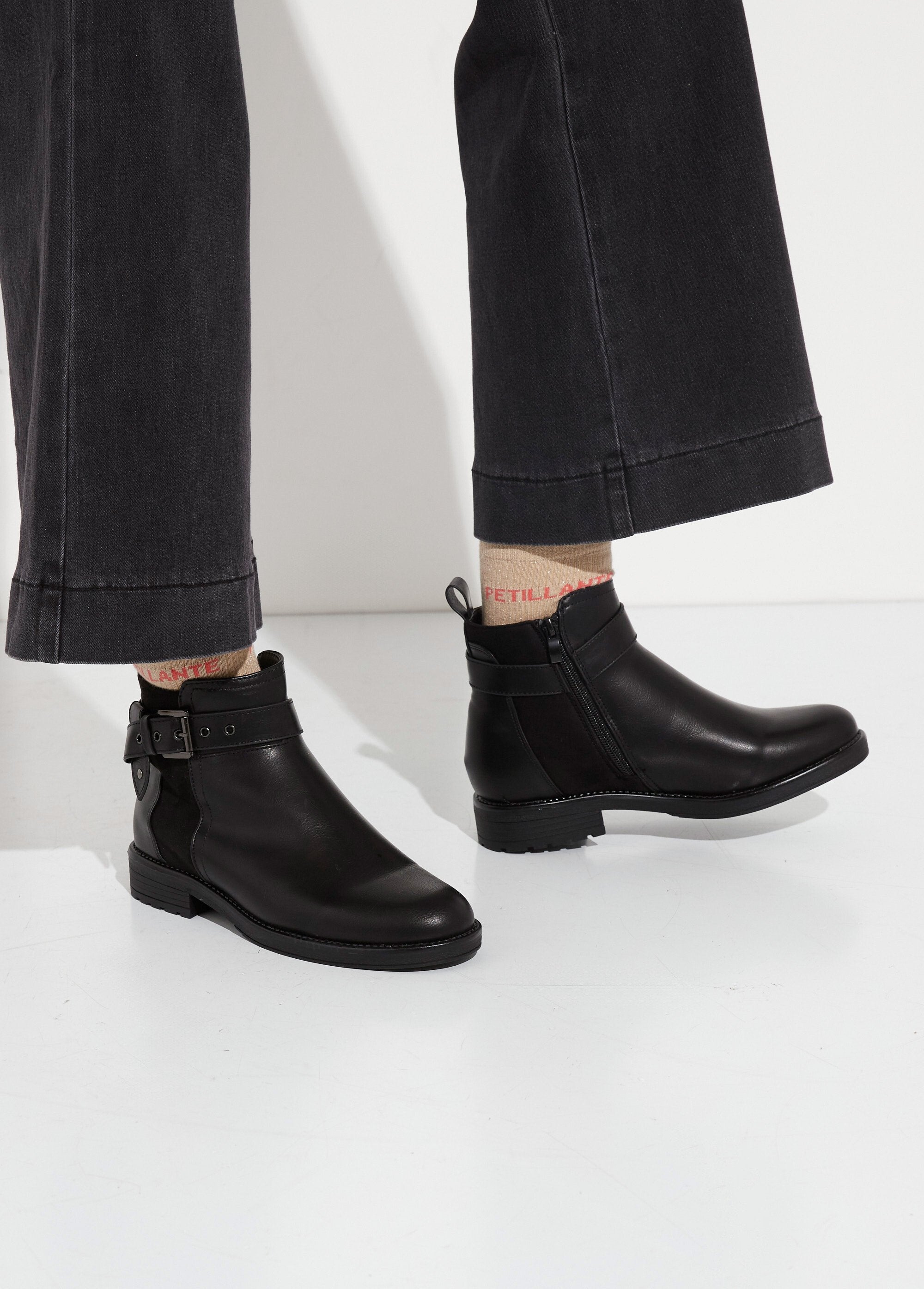 Two-material_boots_with_ankle_strap_Black_SF1_slim