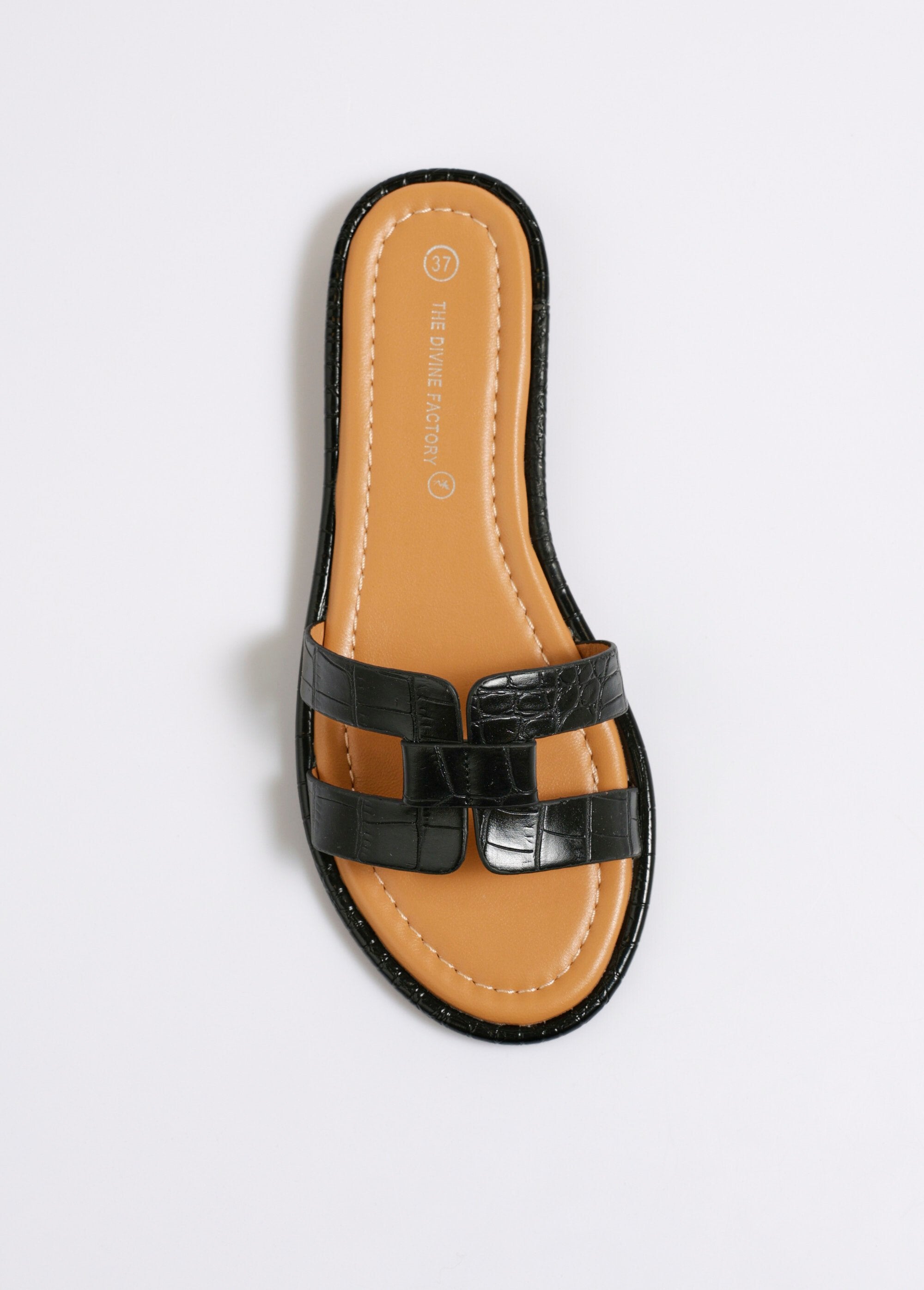 Chic_crocodile-style_flat_mules_Black_OV1_slim