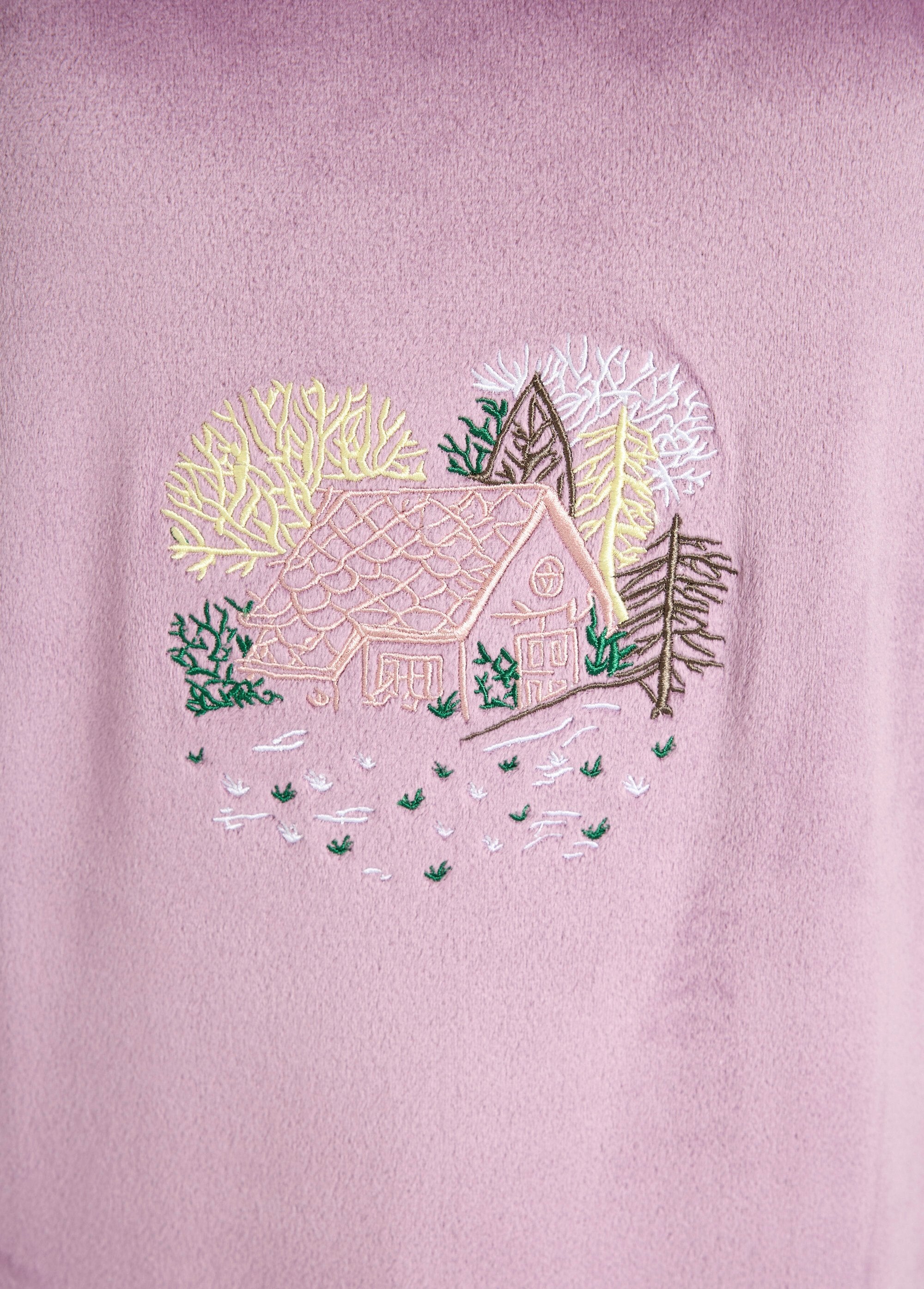 Embroidered_mid-length_fleece_nightgown_Violin_DE2_slim