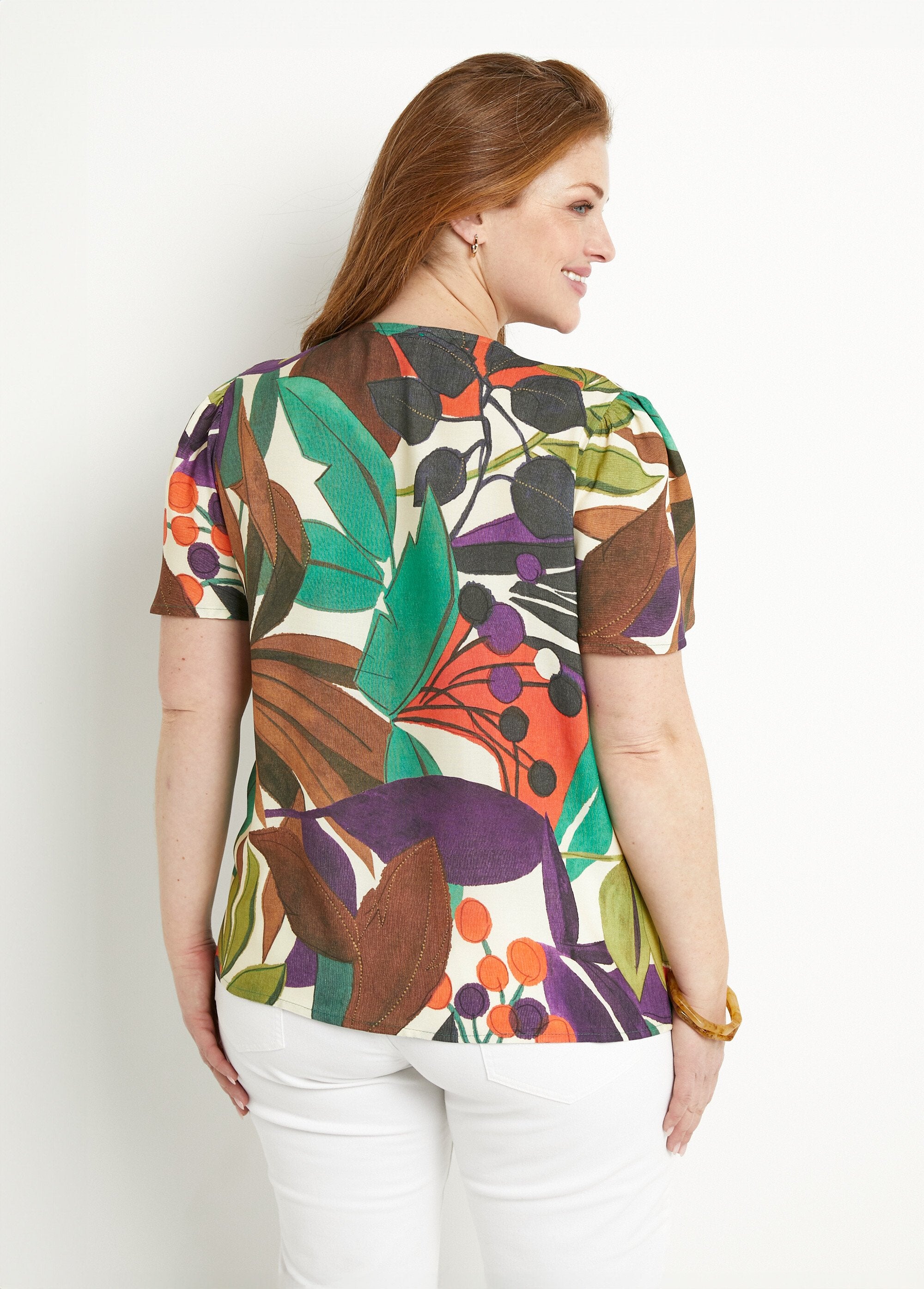 Short-sleeved_plant_print_V-neck_blouse_Multicolor_DO1_curvy