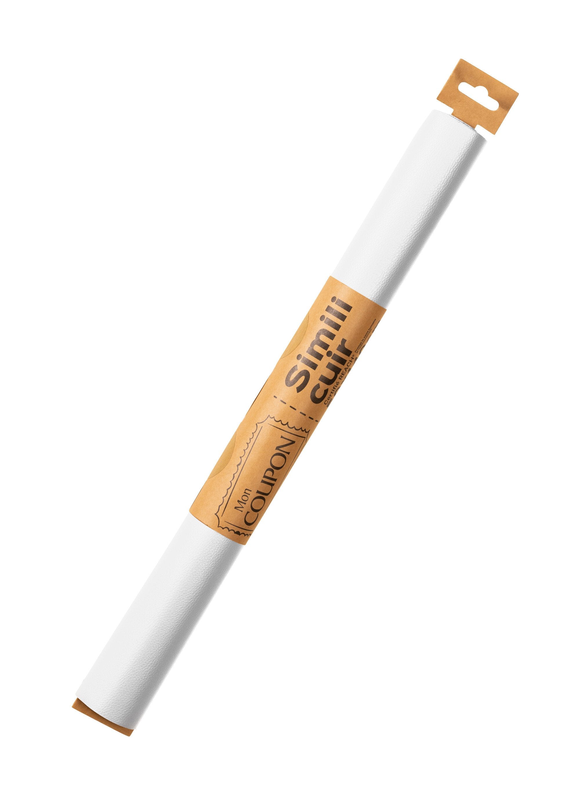 Plain_faux_leather_coupon_White_DE1_slim