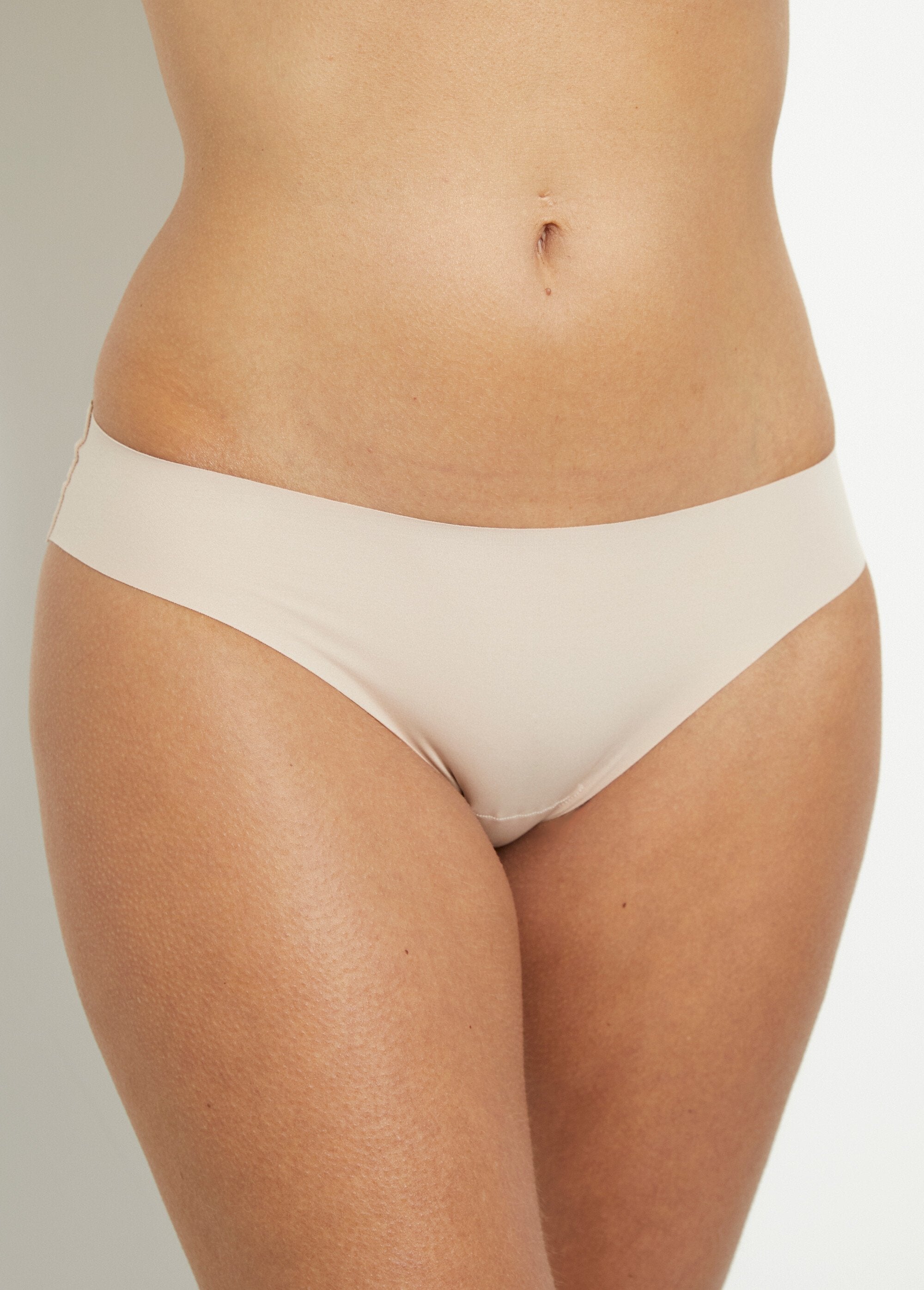 Seamless_invisible_panties_Nude_lot_2_FA1_slim