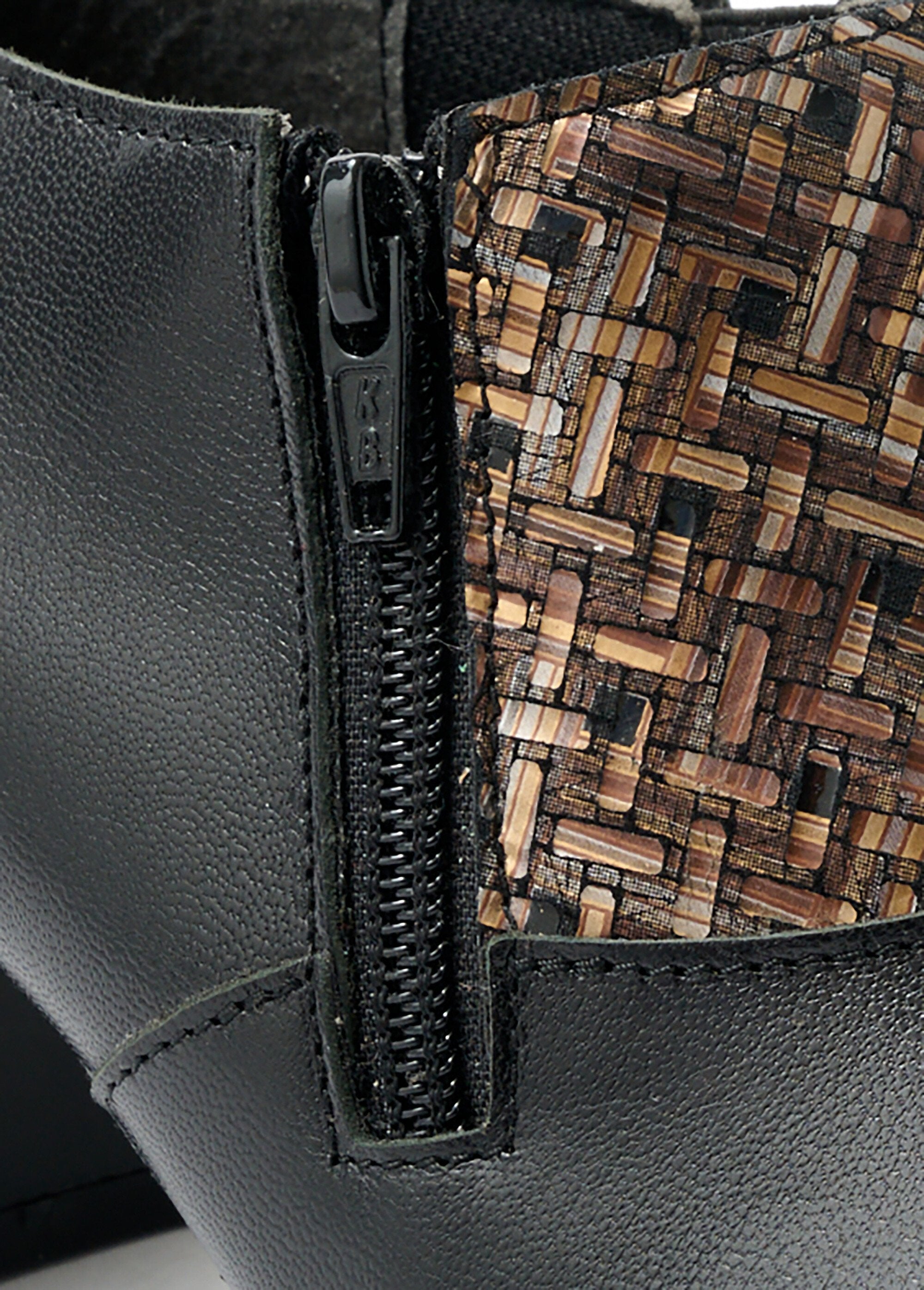 Comfort_width_zipped_trotter_derbies_Black_DE1_slim