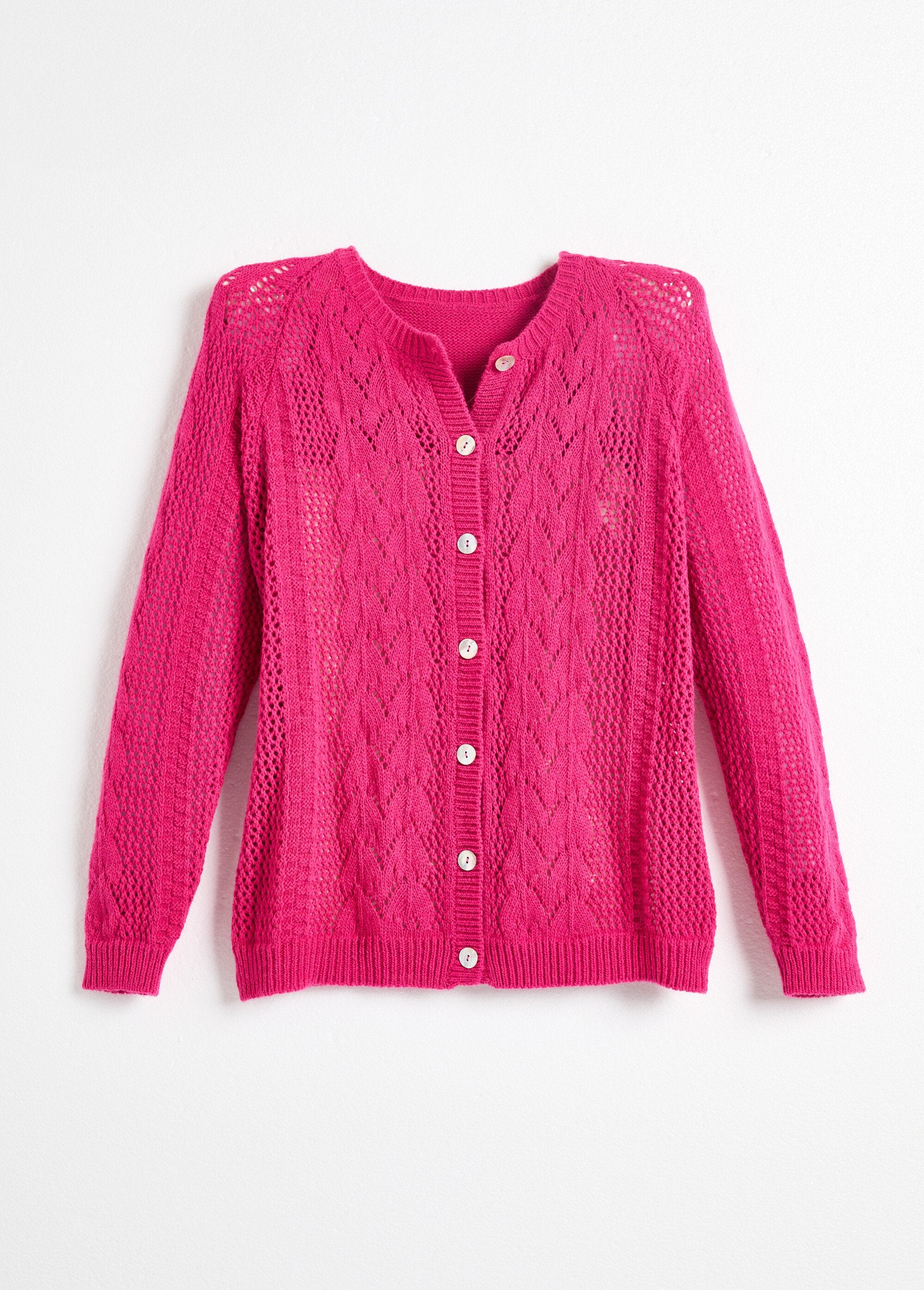 Openwork_buttoned_cardigan_with_wool_and_cashmere_Cassis_AP1_slim
