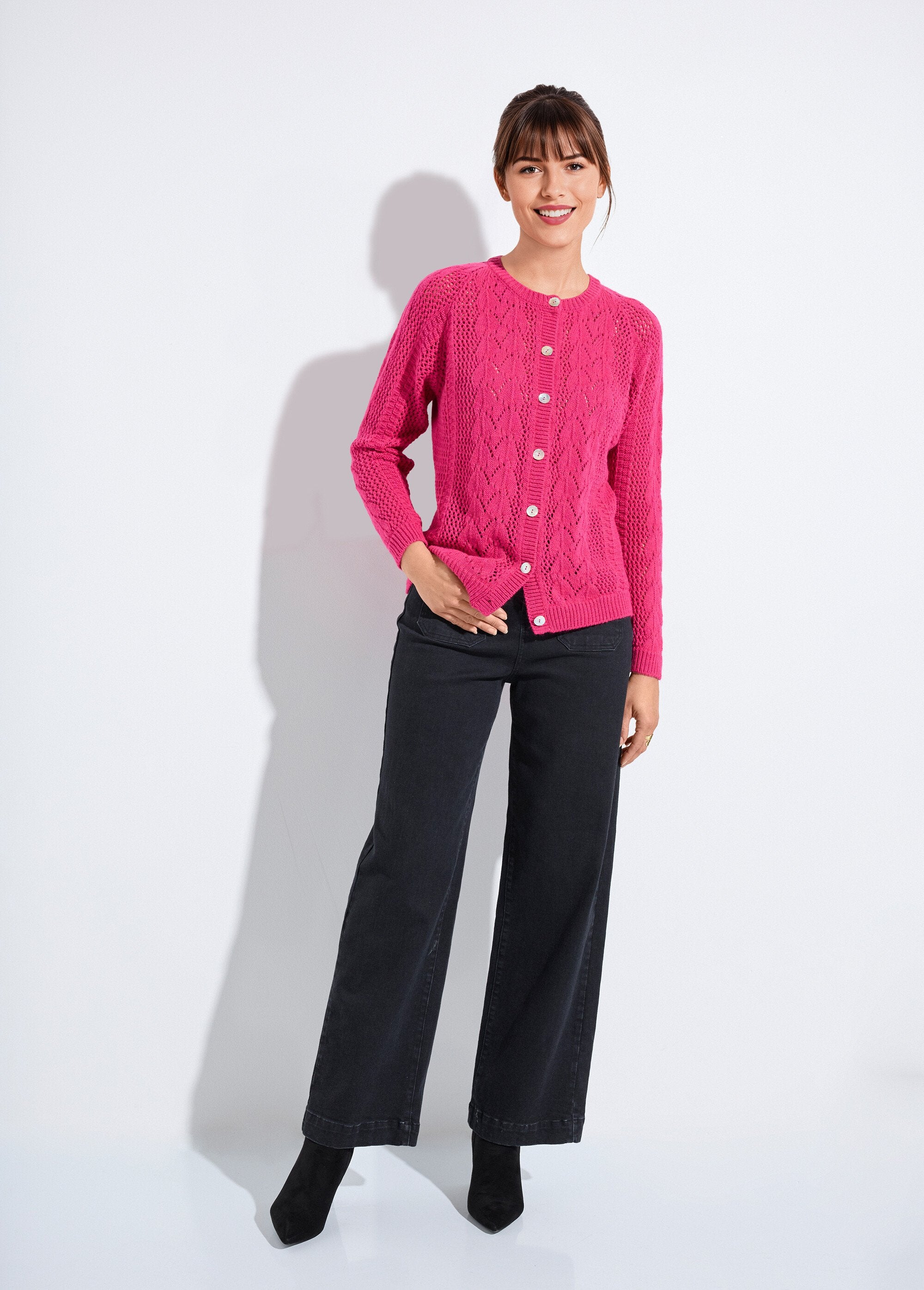 Openwork_buttoned_cardigan_with_wool_and_cashmere_Cassis_SF1_slim