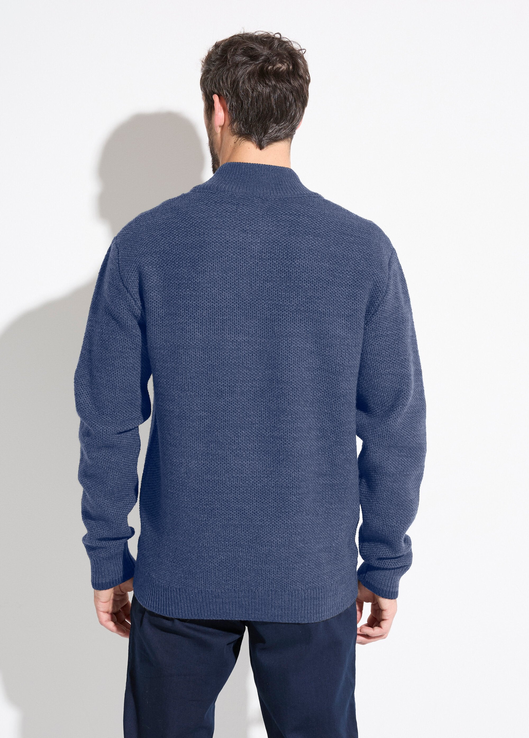 High-neck_zip-up_cardigan,_knit_with_wool_Blue_DO1_slim