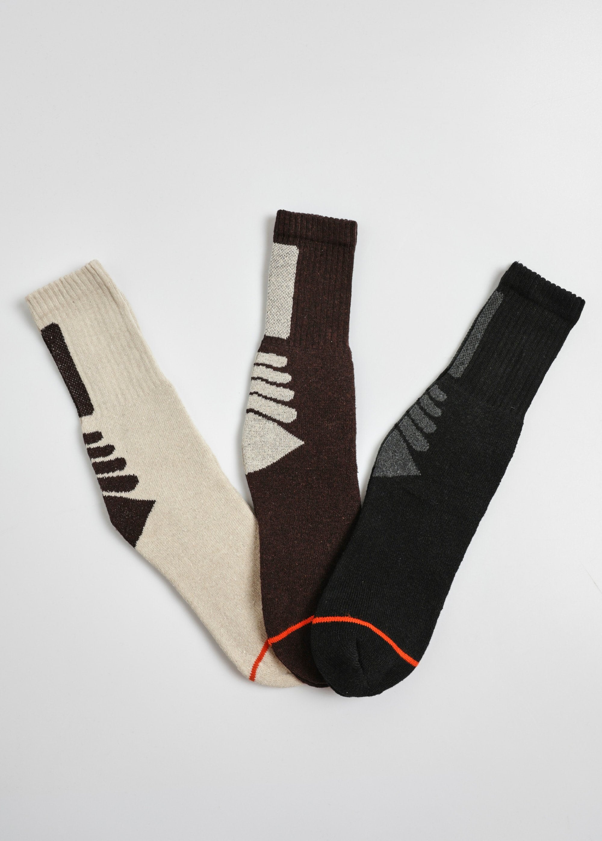 Pack_of_3_comfortable_hiking_socks_Assorted_beige_FA1_slim