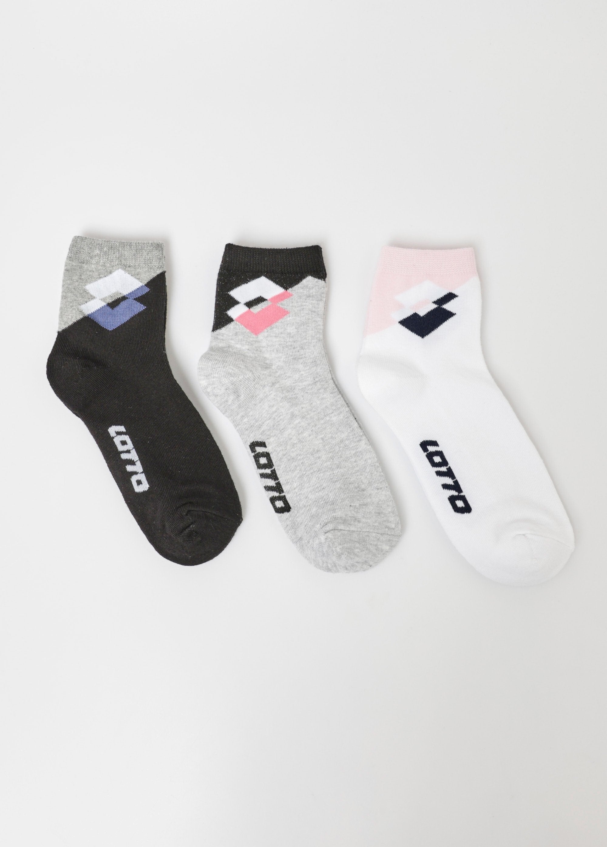 Pack_of_3_assorted_colorful_logo_socks_Assorted_gray_DE1_slim