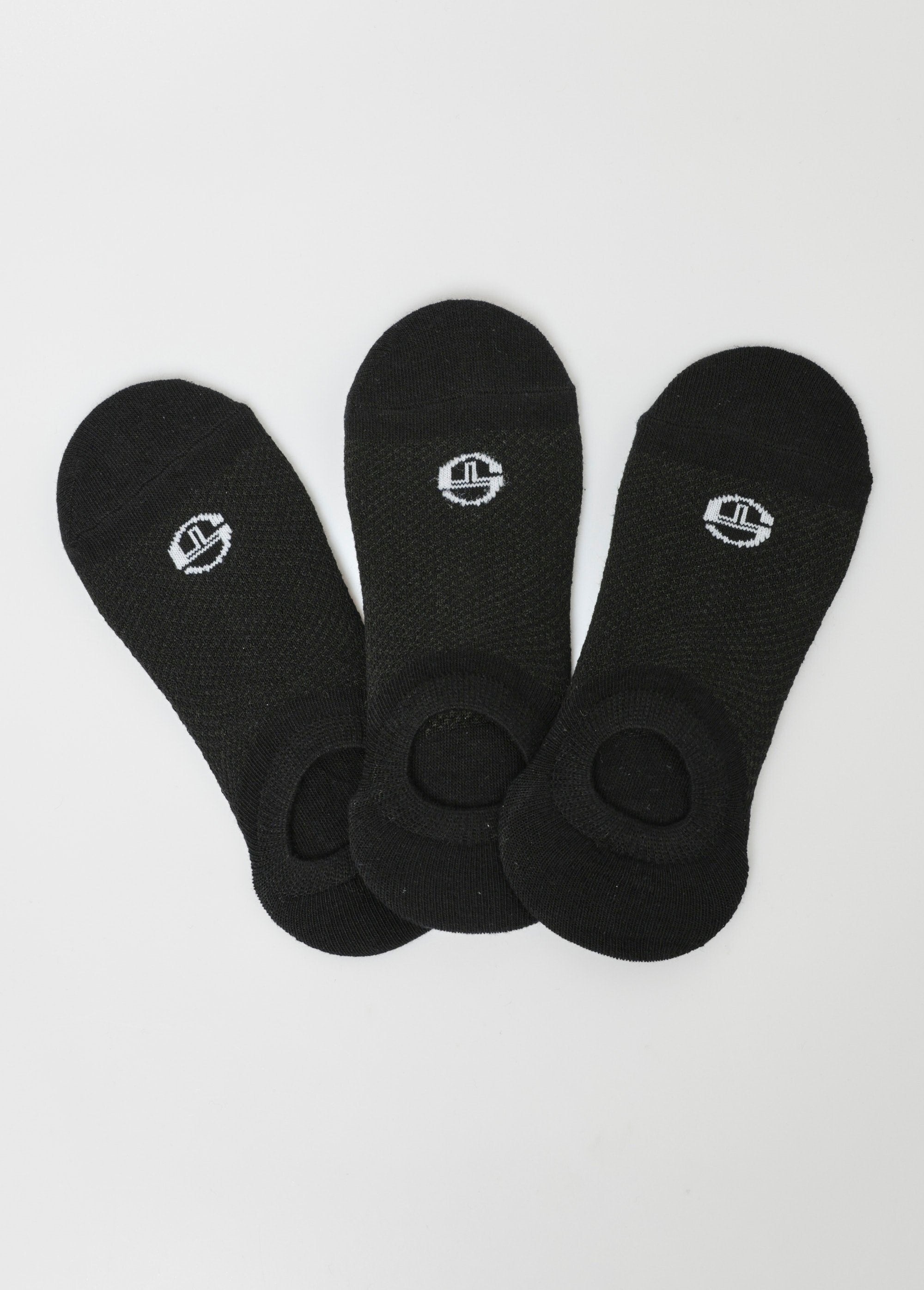 Pack_of_3_invisible_socks_Black_LO1_slim