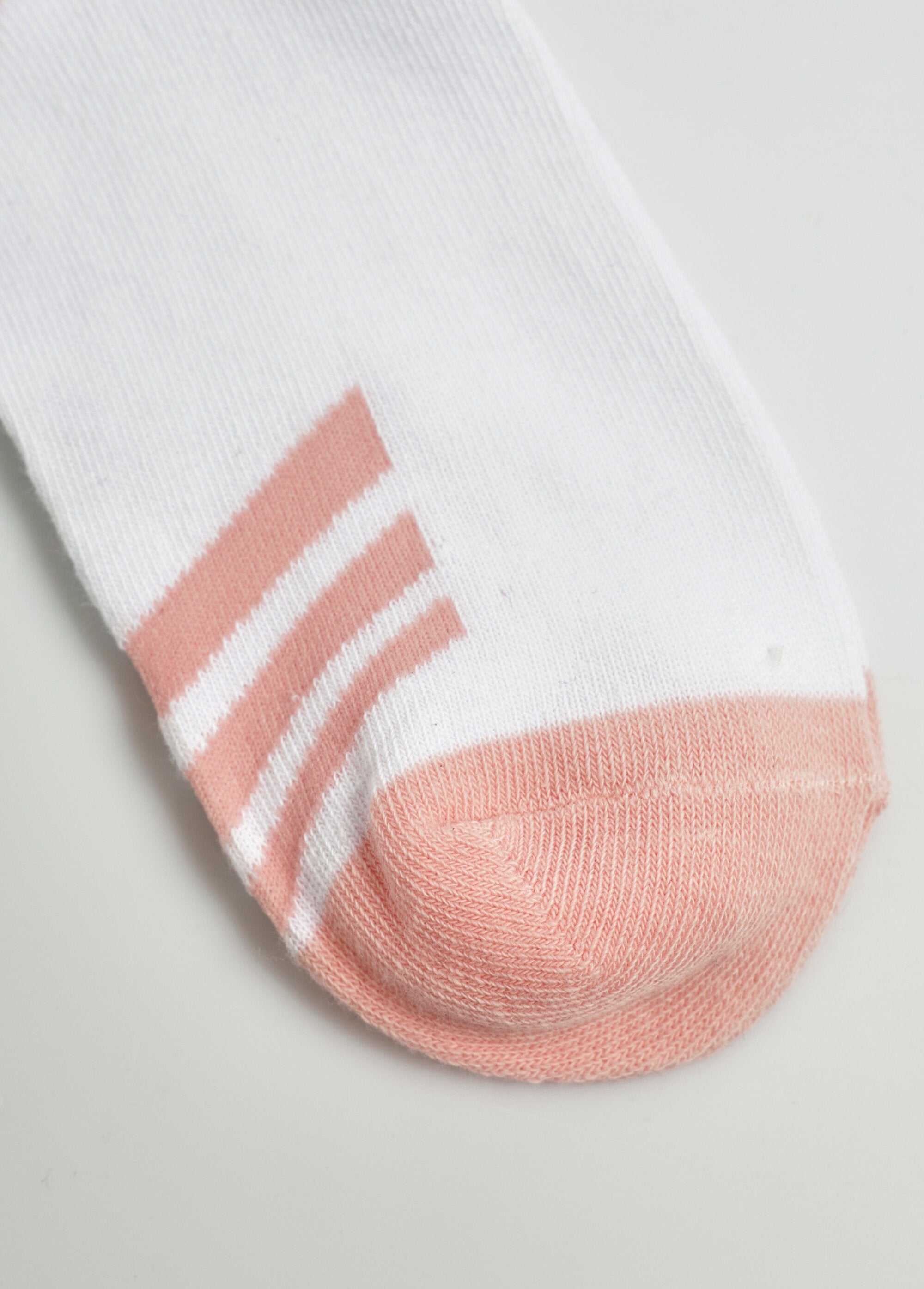 Pack_of_3_striped_and_logo_socks_Assorted_pink_DE3_slim