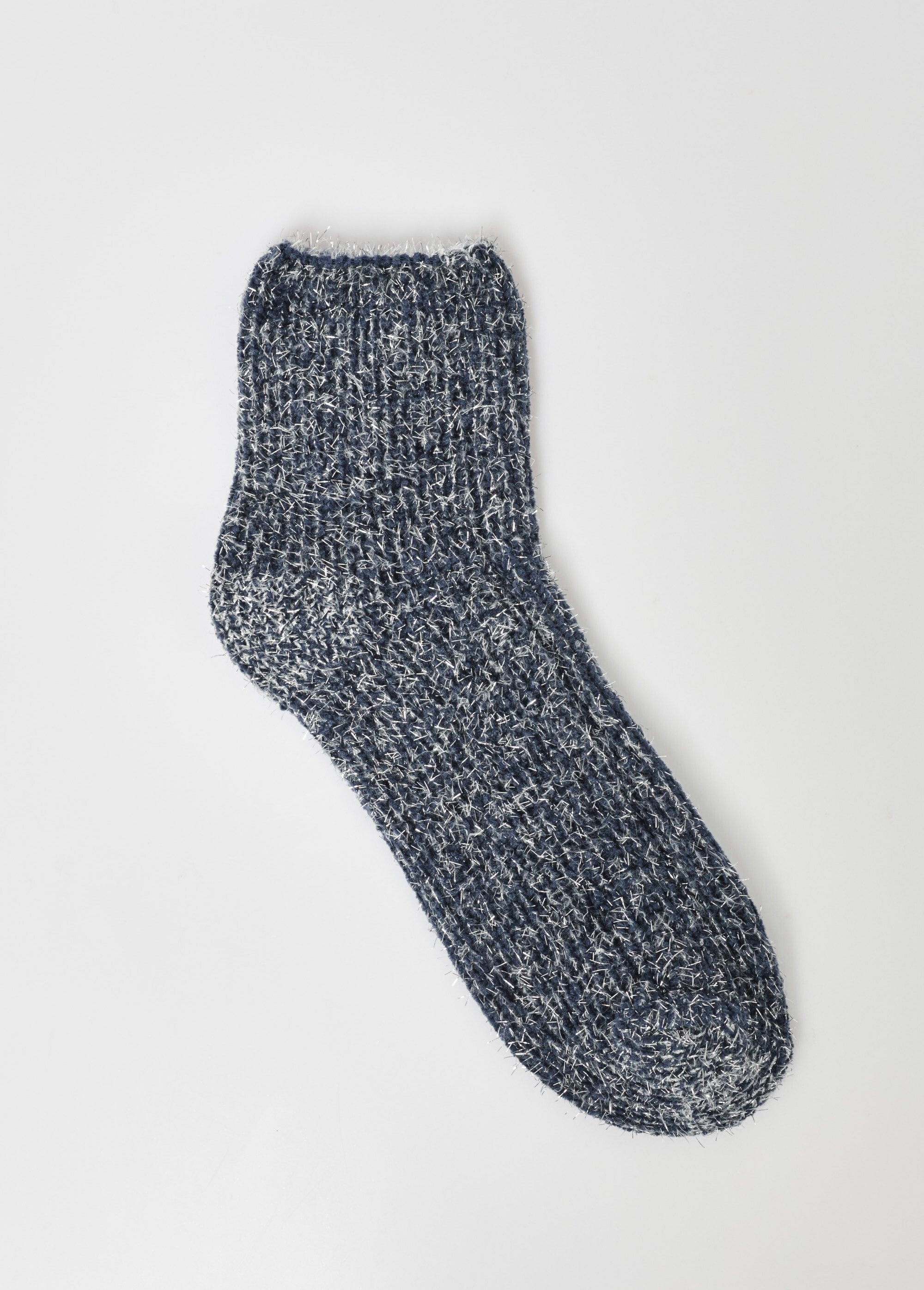Pair_of_chenille_knit_socks_Marine_DE1_slim
