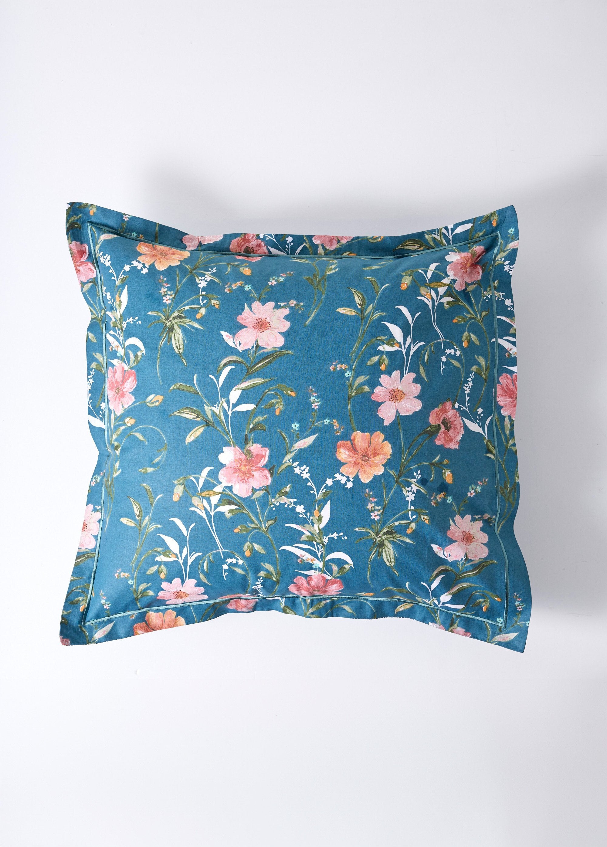 3_Piece_Bedding_Set_with_Duvet_Cover,_Floral_Blue_print_DE4_slim