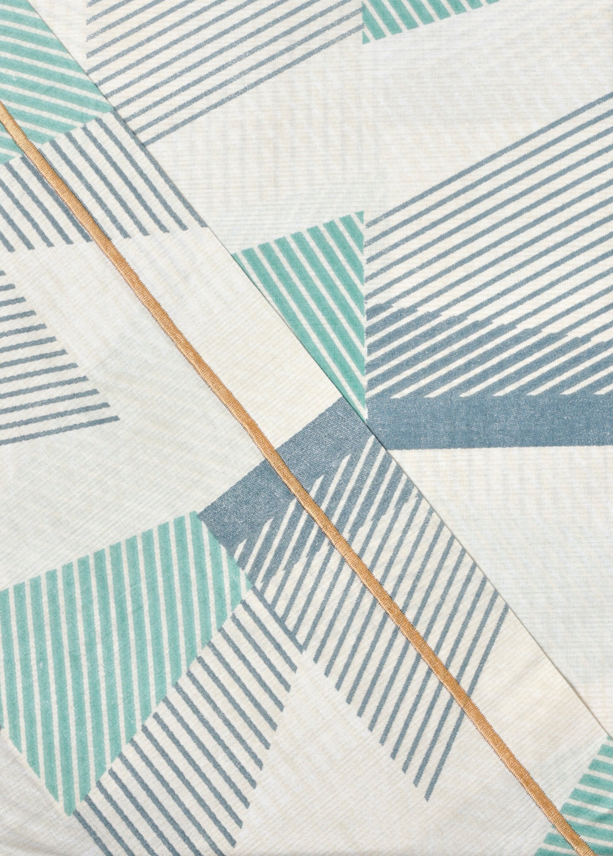 4-piece_bed_set_with_flat_sheet,_four-color_Blue_print_DO1_slim