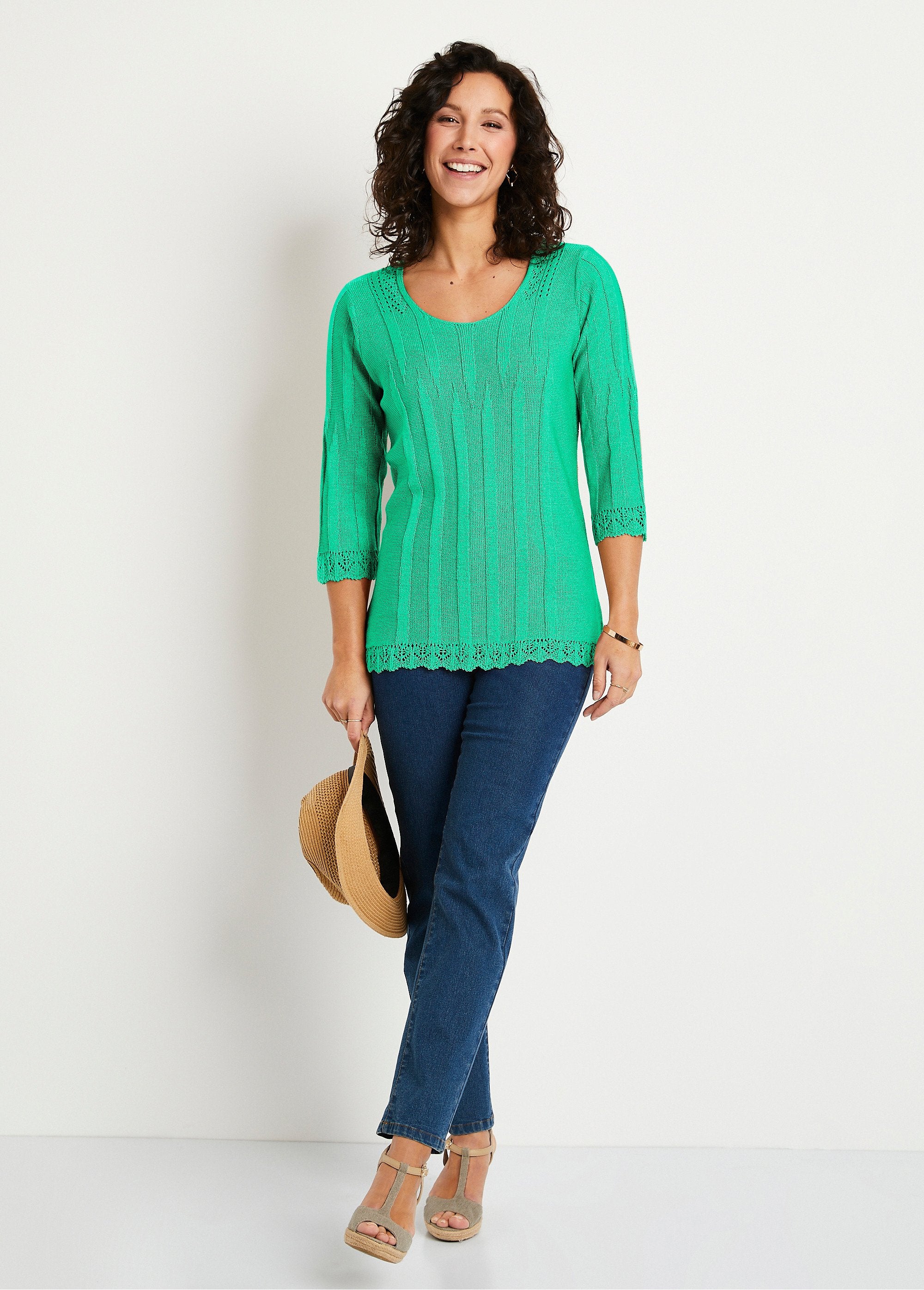 Short_openwork_round_neck_sweater_Green_SF1_slim
