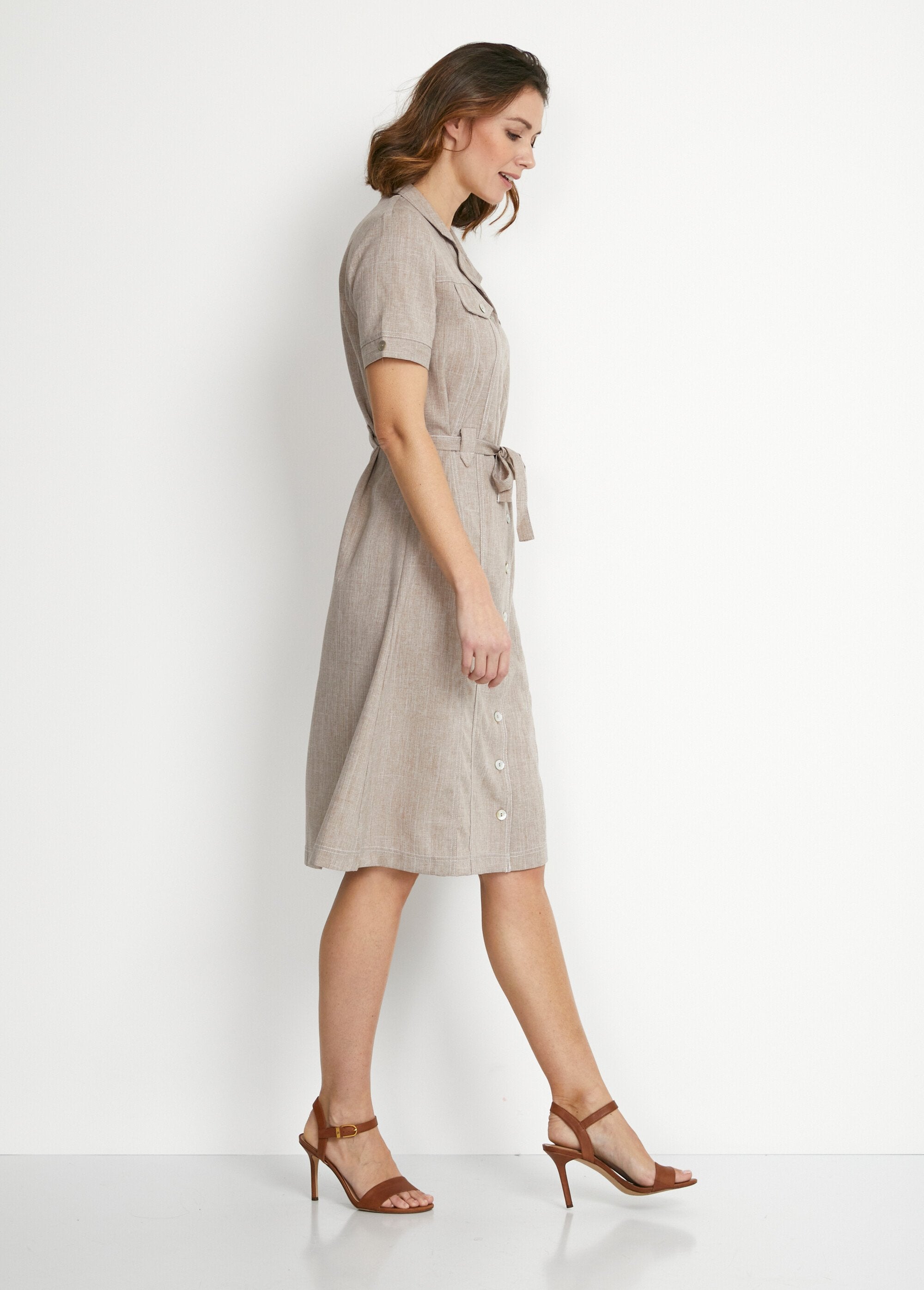 Mid-length_straight-cut_shirt_dress_Beige_DR1_slim
