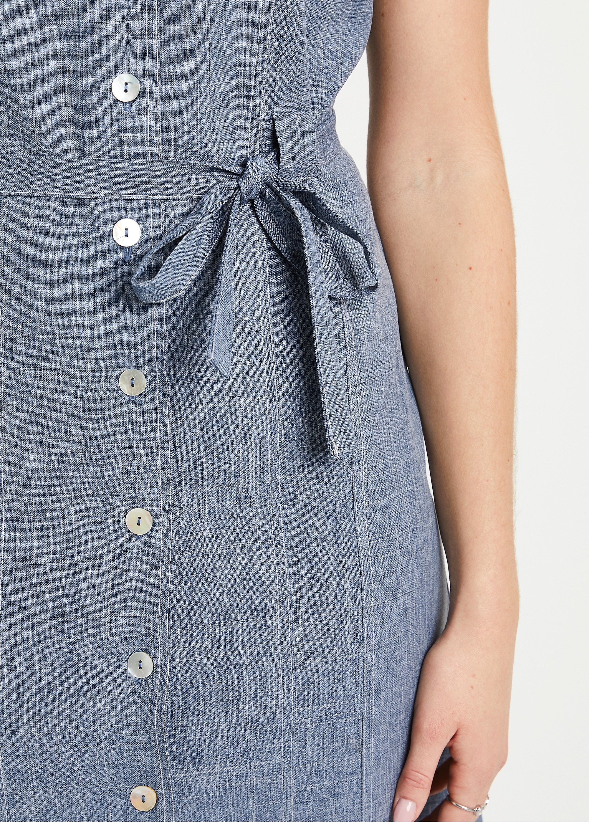 Mid-length_straight-cut_shirt_dress_China_blue_DE3_slim