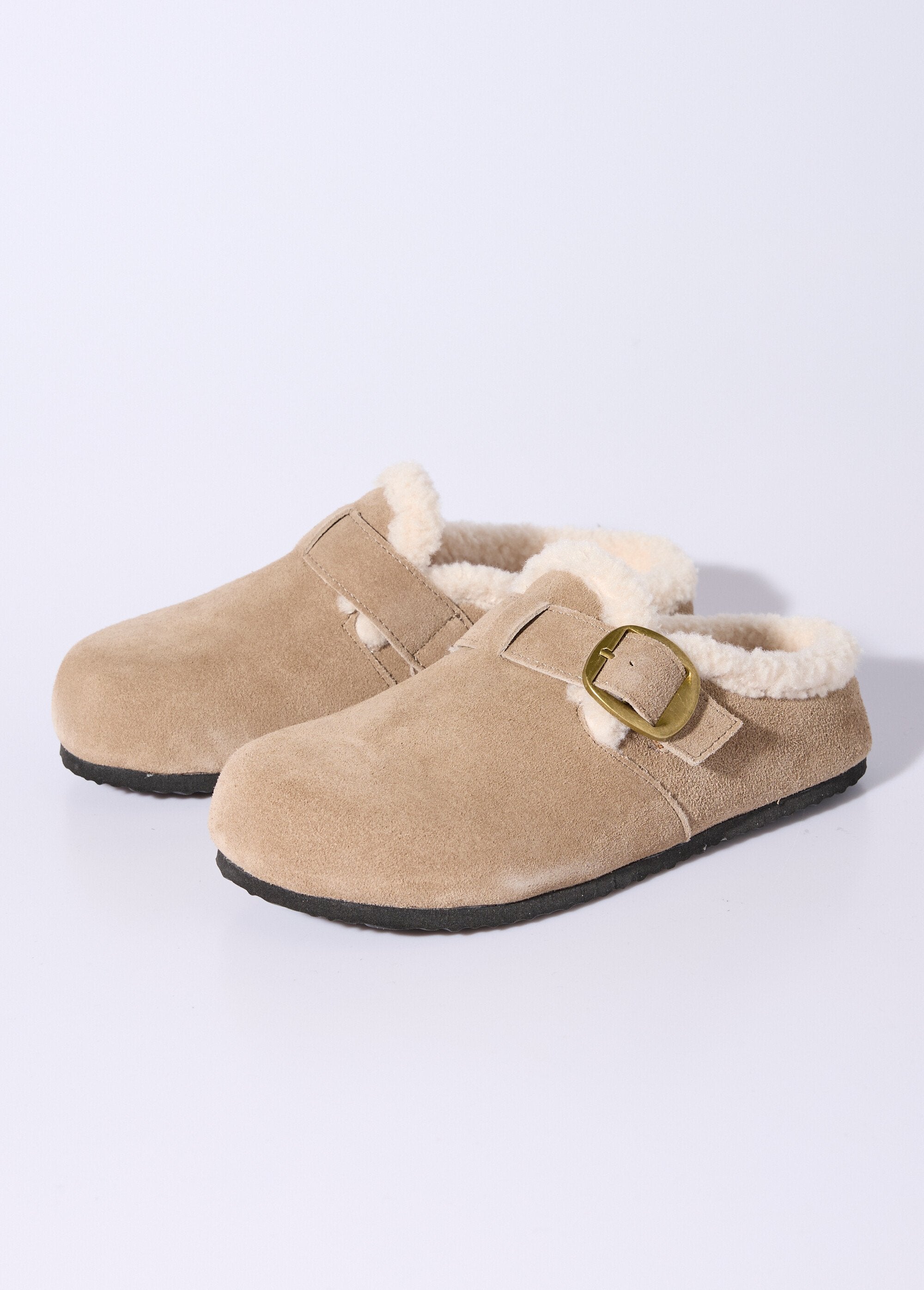 Suede_leather_clogs_with_fur_interior_Mole_DE1_slim