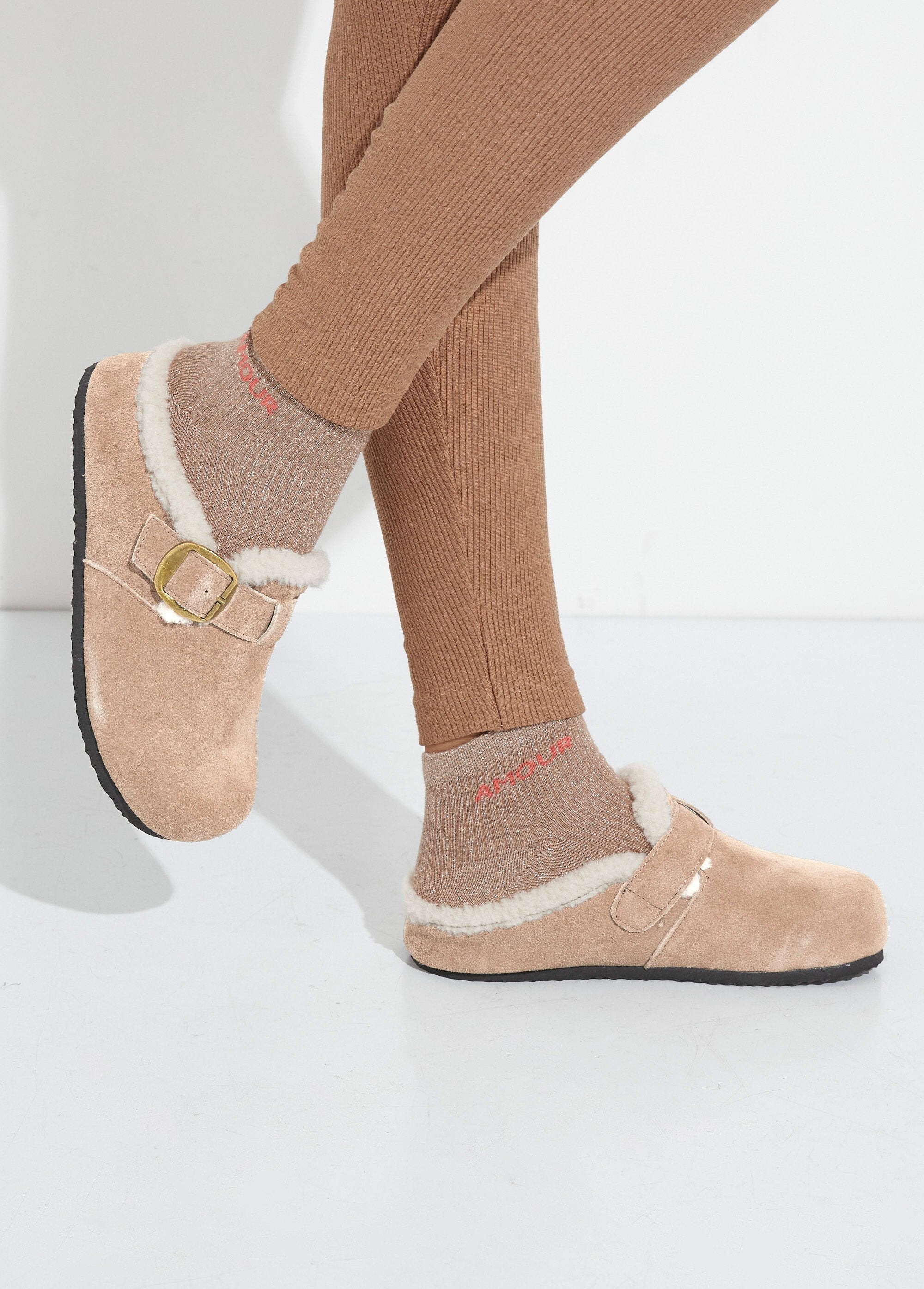 Suede_leather_clogs_with_fur_interior_Mole_SF1_slim