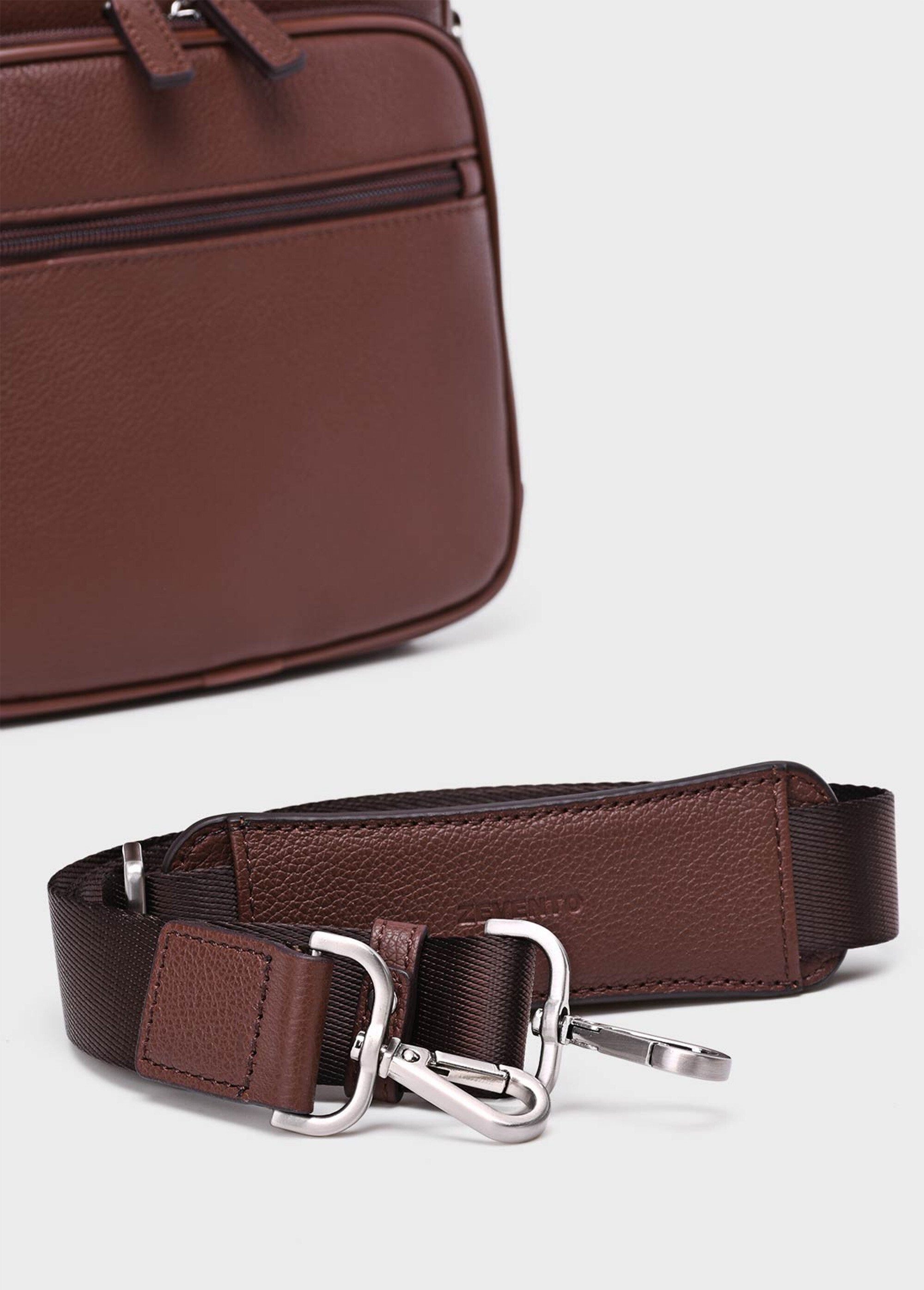 Elegant_men's_leather_satchel_Chocolate_DE1_slim