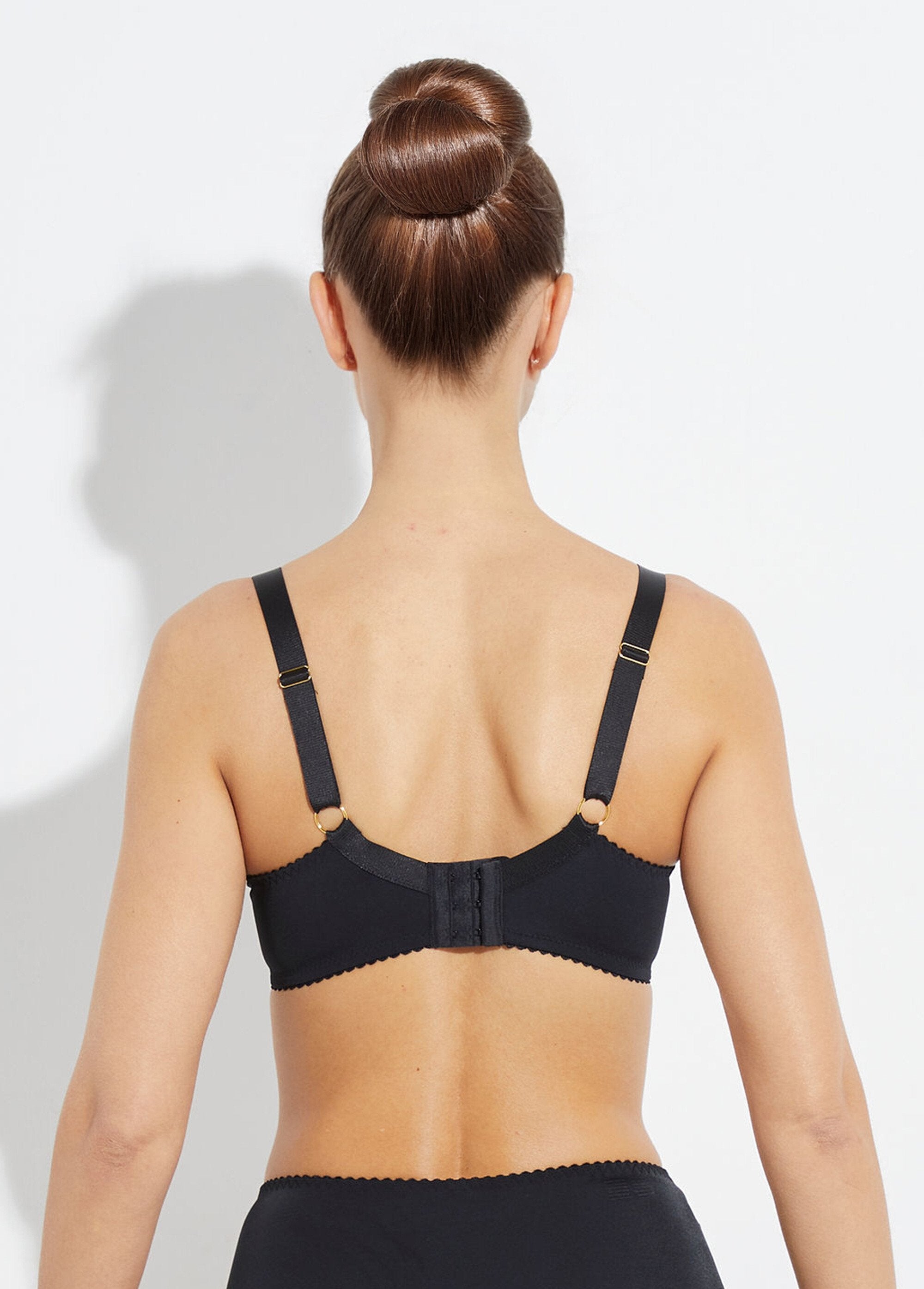 Underwired_lace_bra_Noir_DO1_slim