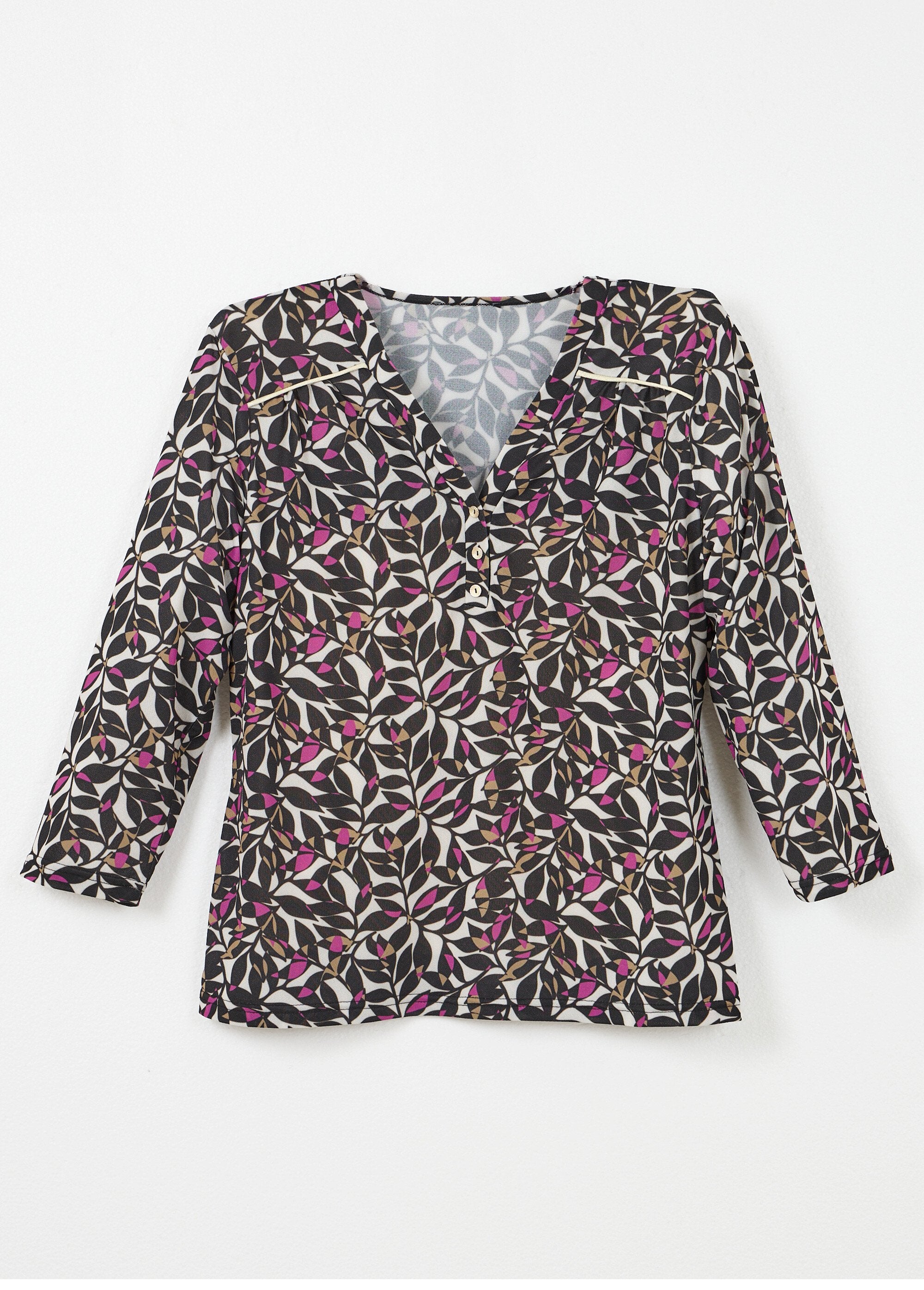 Short_V-neck_T-shirt_with_3/4_sleeves_and_leaf_print_Ecru_and_pink_AP1_slim