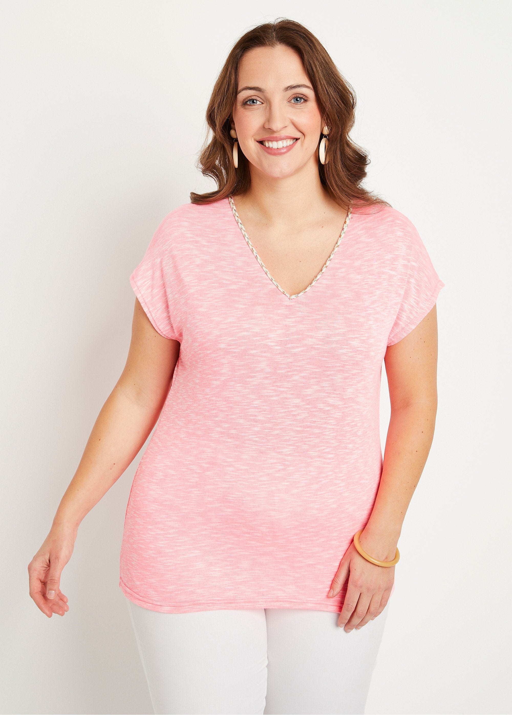 Fluorescent_V-neck_T-shirt_in_slub_knit_Pink_FA1_curvy