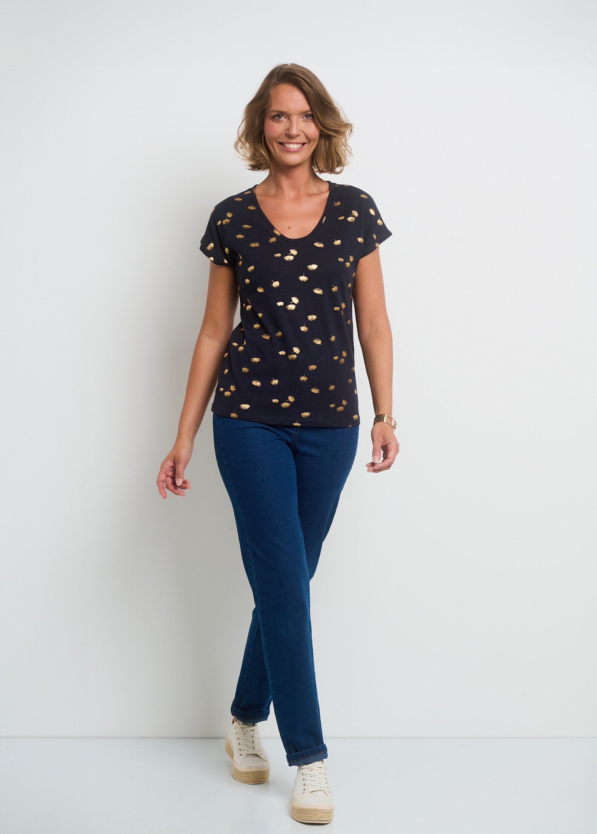 Short-sleeved_metallic_pattern_T-shirt_Marine_SF1_slim