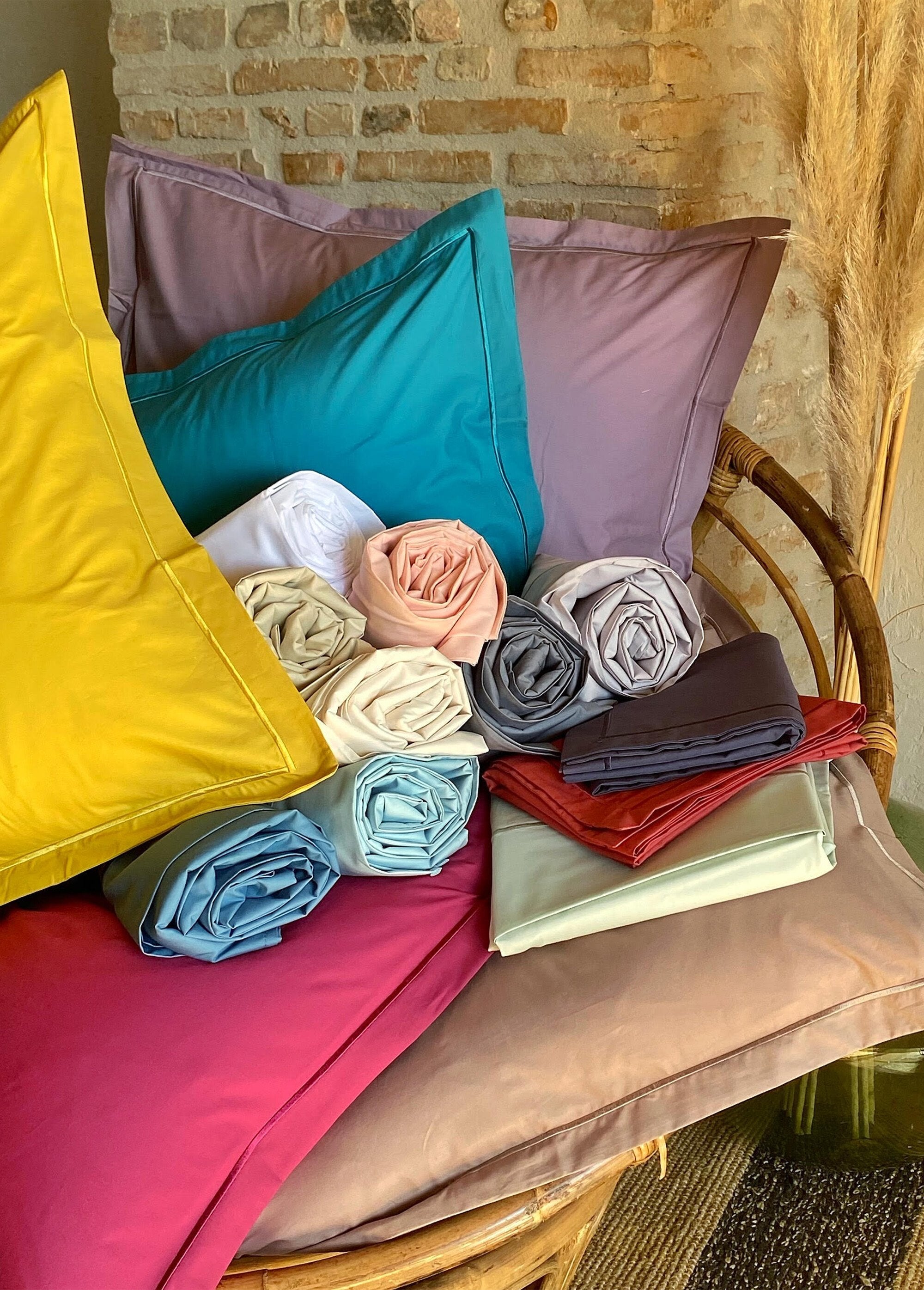 Plain_cotton_percale_pillowcase_Terracotta_DE1_slim