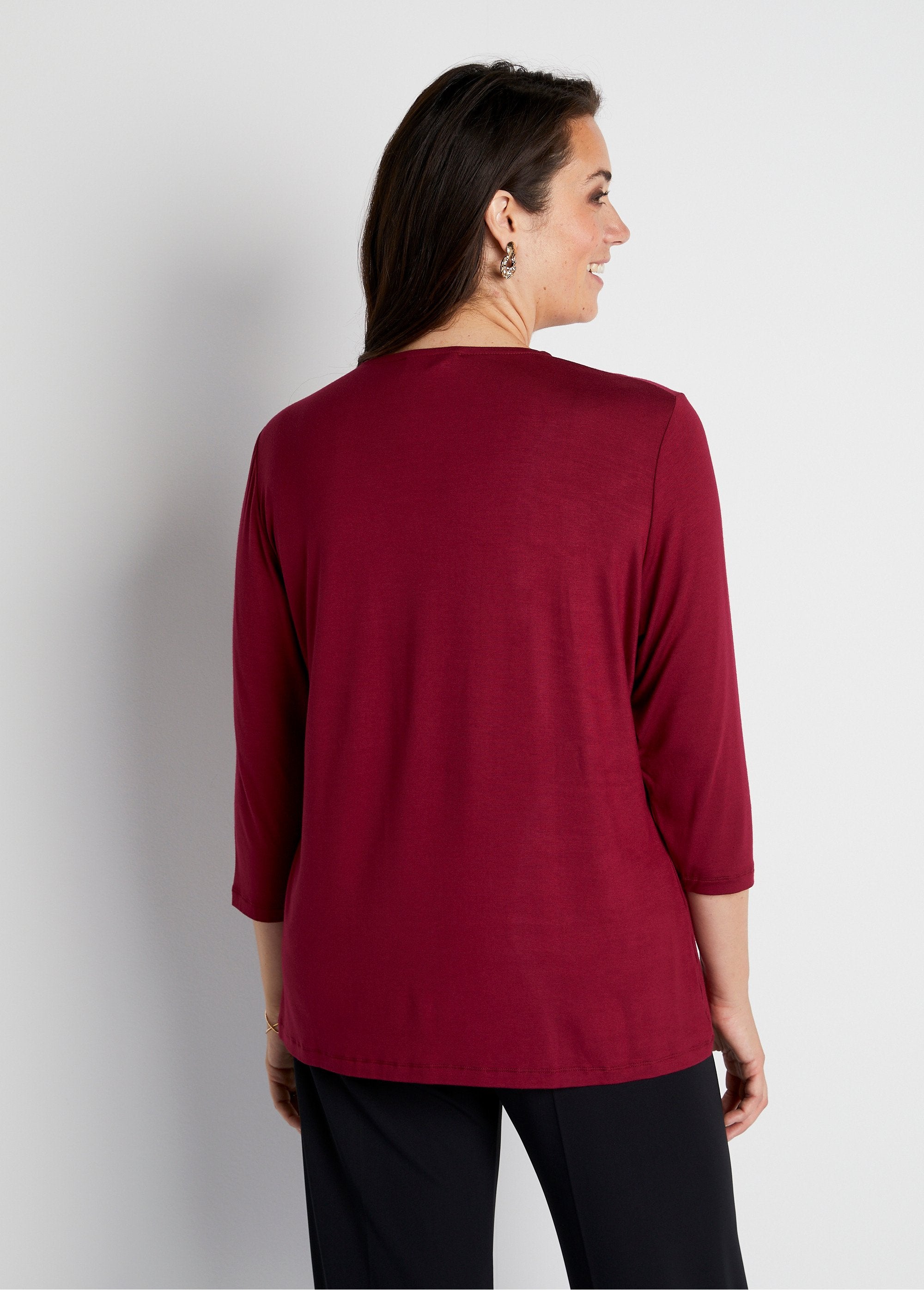 Flowy_T-shirt_with_rhinestones,_3/4_sleeves_Bordeaux_DO1_curvy