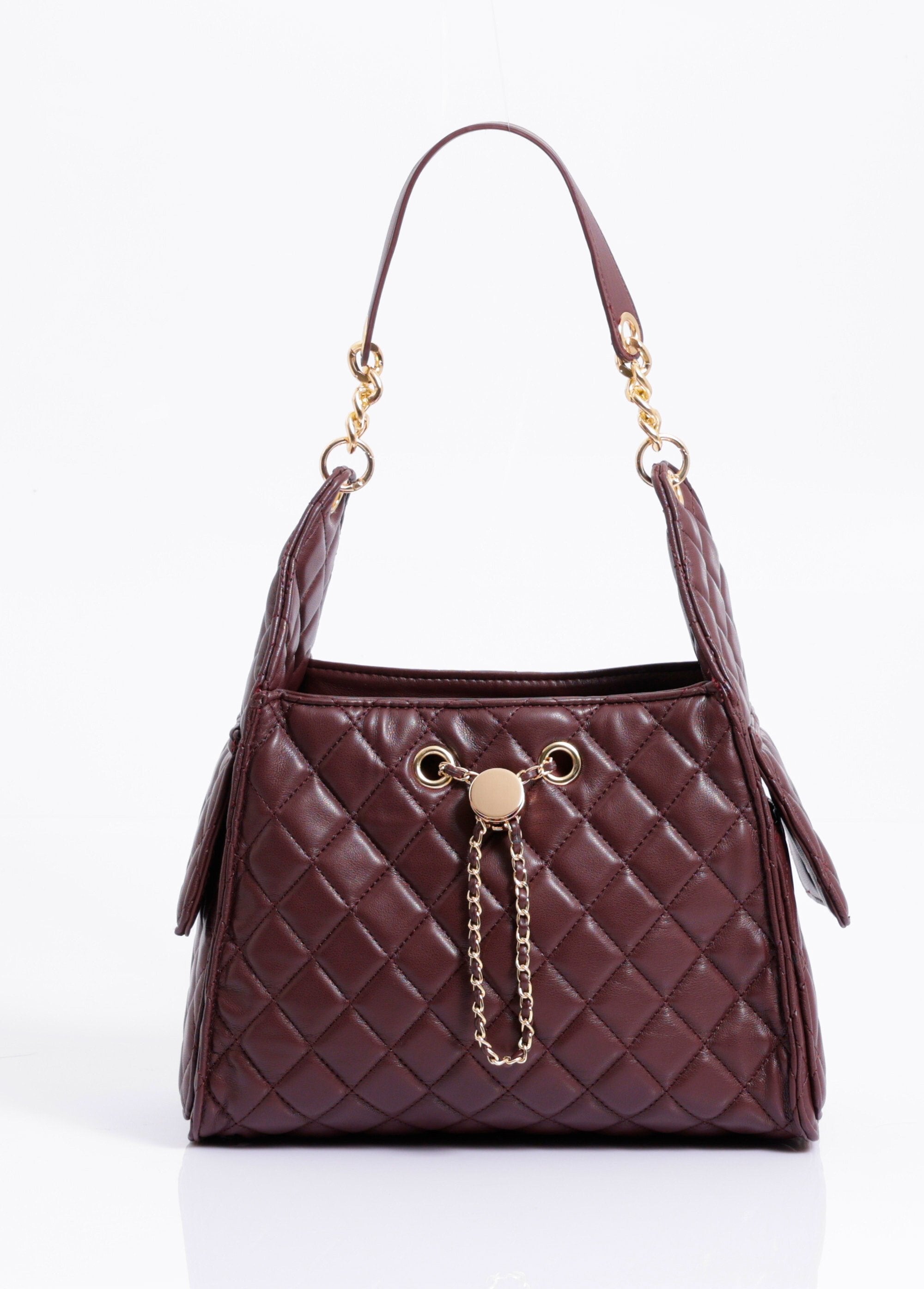 Chic_quilted_handbag_with_metal_details_Bordeaux_FA1_slim