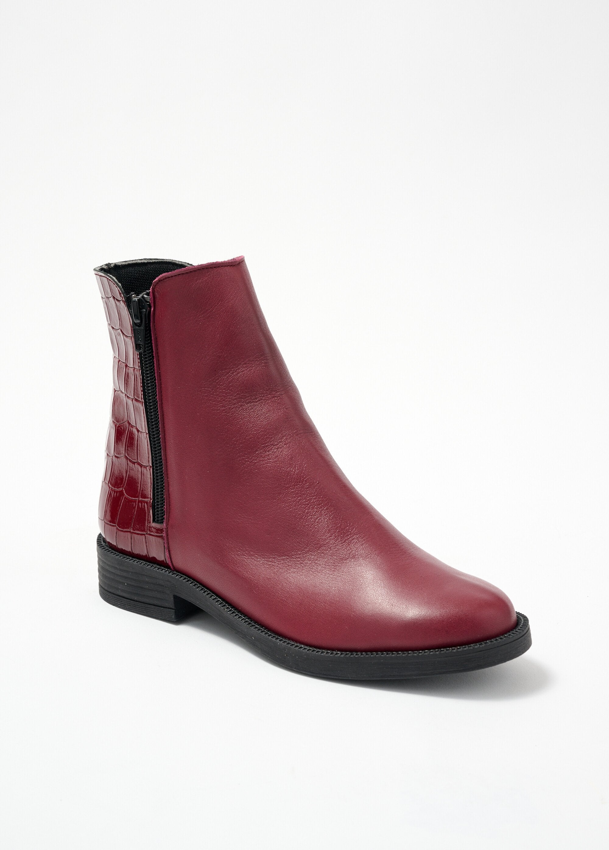 Crocodile-effect_leather_comfort_width_zipped_boots_Bordeaux_FA1_slim