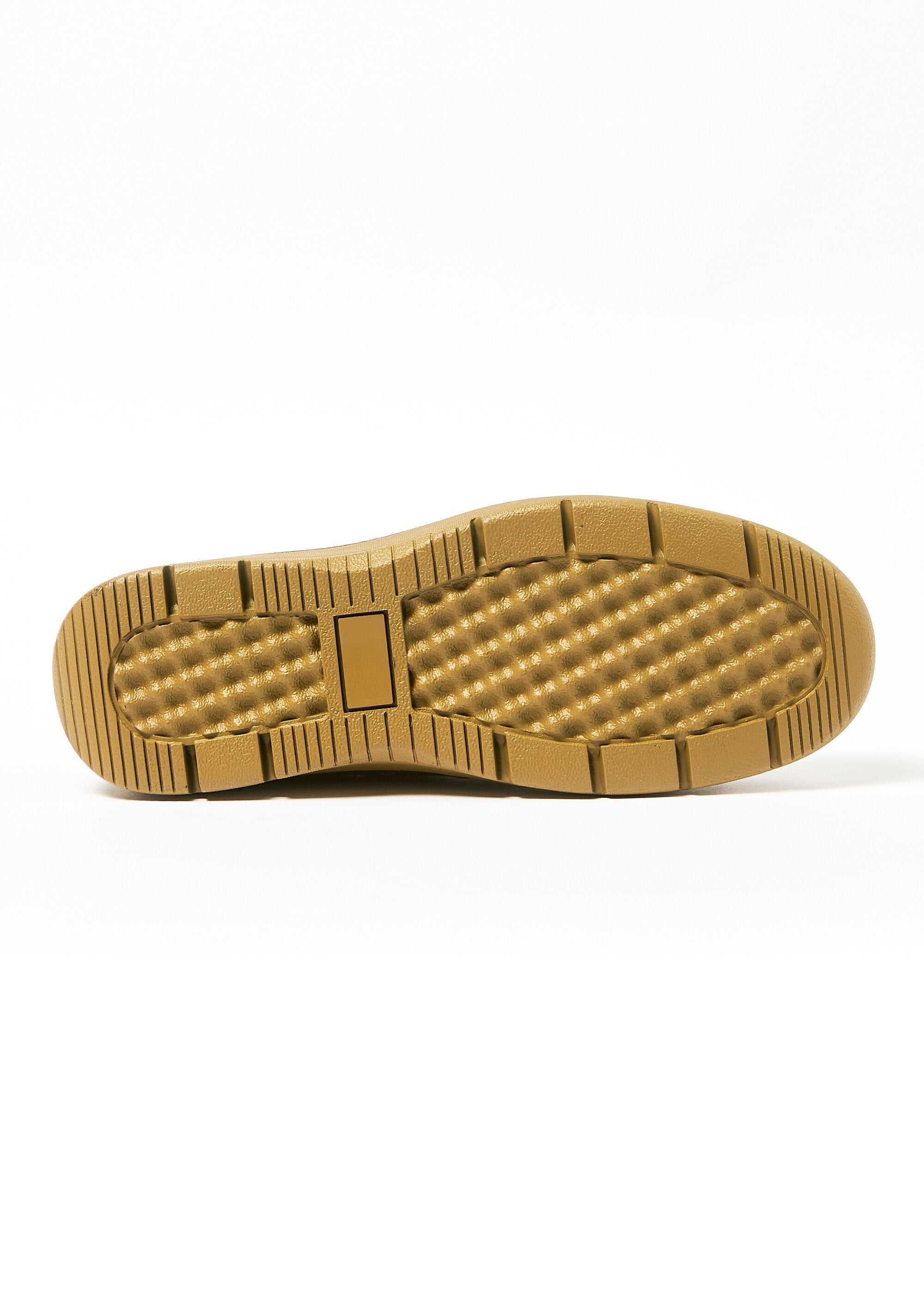Lace-up_boat_shoes,_faux_leather_camel_UN1_slim
