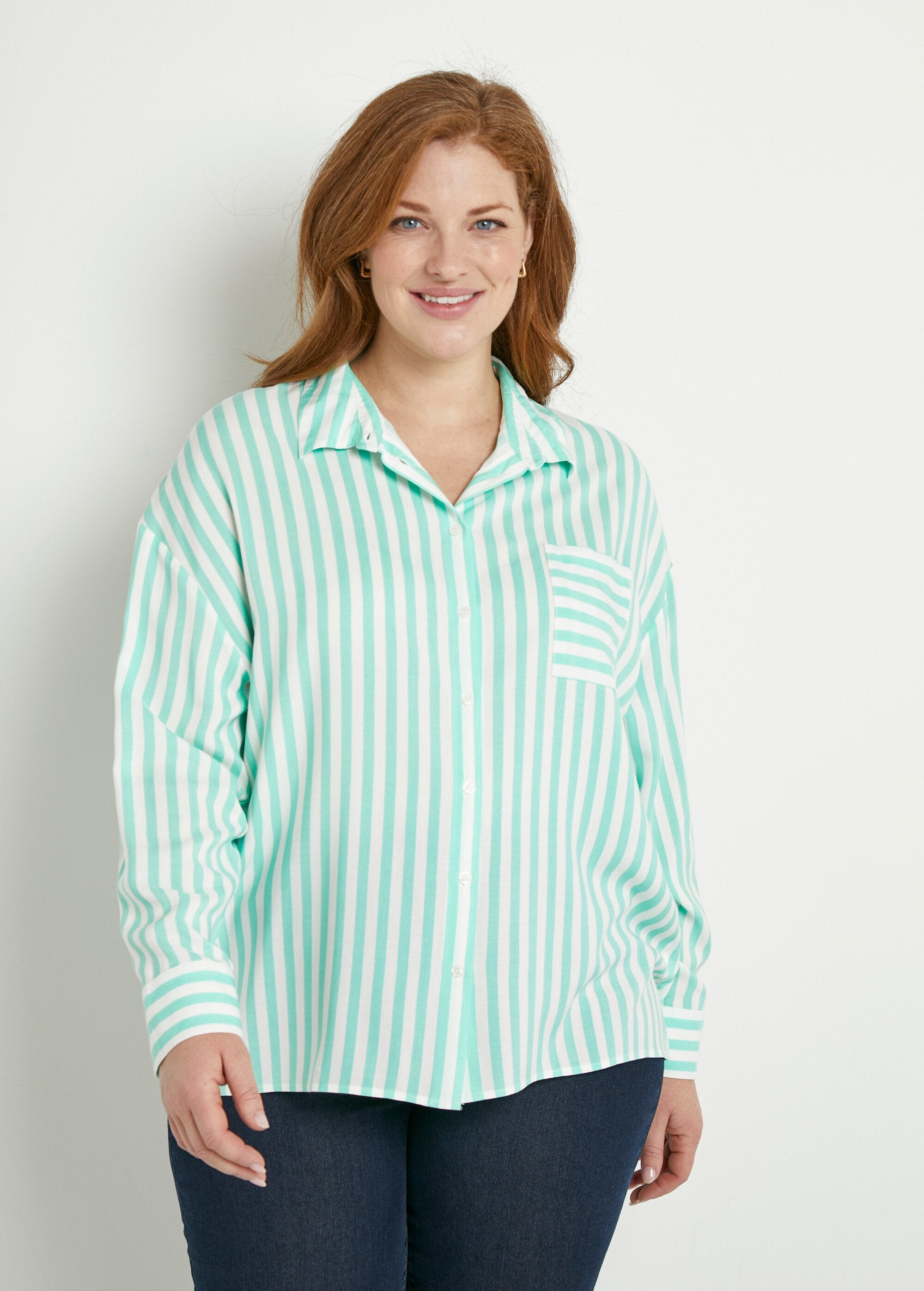 Long_sleeve_striped_flowing_blouse_Green_and_white_FA1_curvy