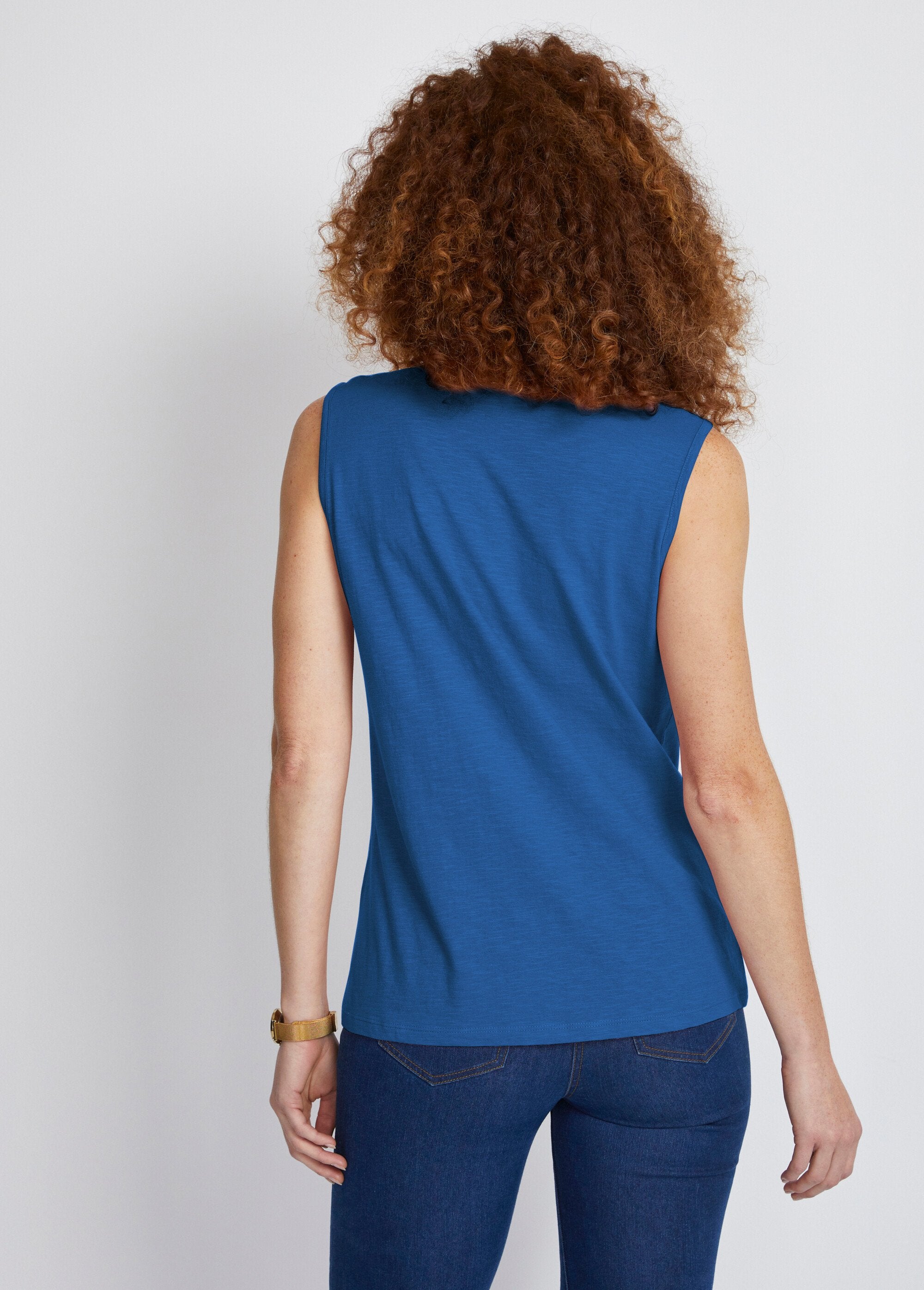 Cotton_and_macramé_tank_top_Blue_DO1_slim