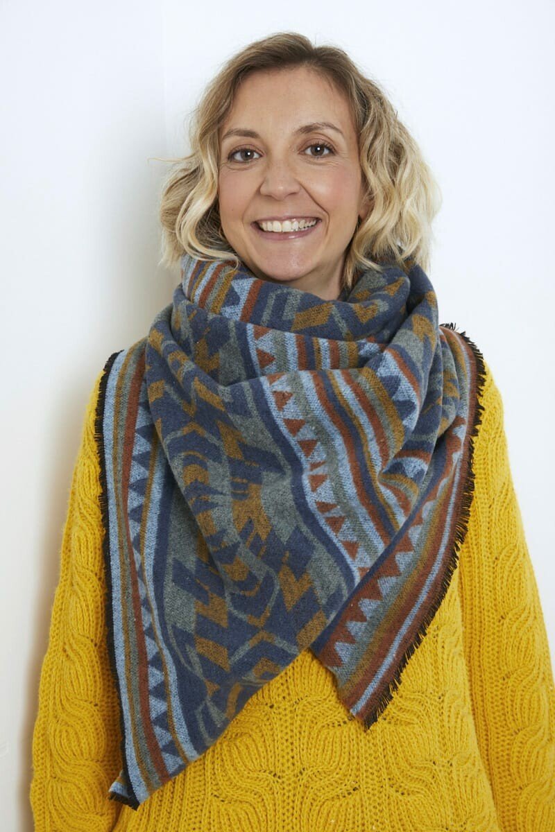 Scarf_Blue_and_Honey_FA1_slim