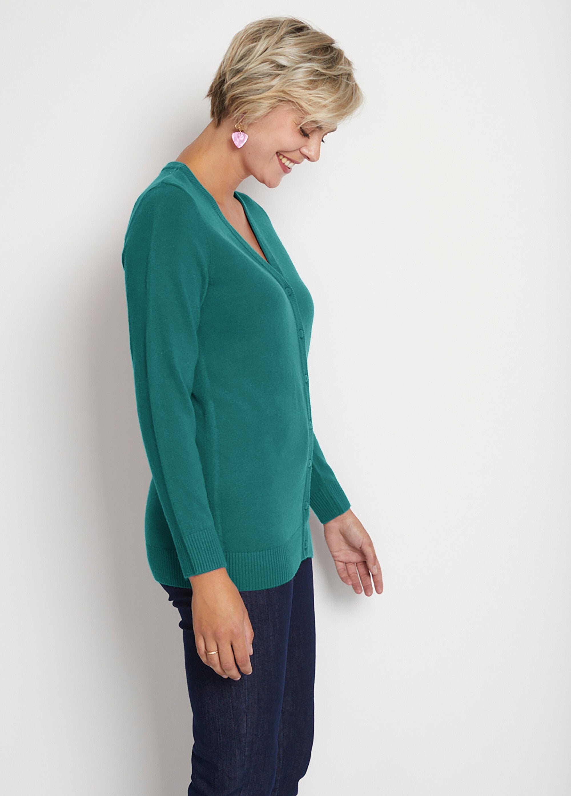 Mid-length_soft_knit_buttoned_cardigan_Green_DR1_slim