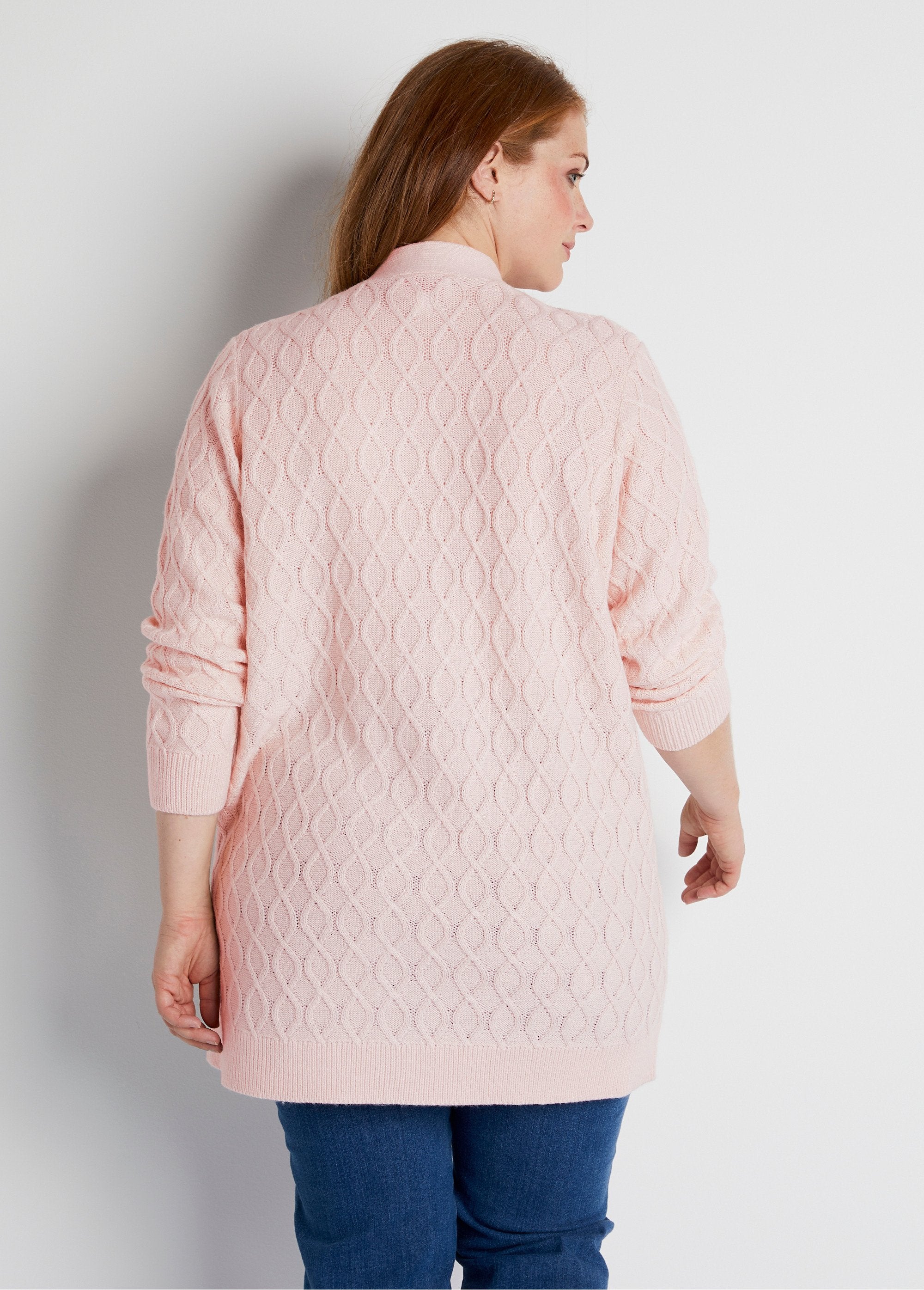 Long_buttoned_cable-knit_V-neck_cardigan_Pink_DO1_curvy