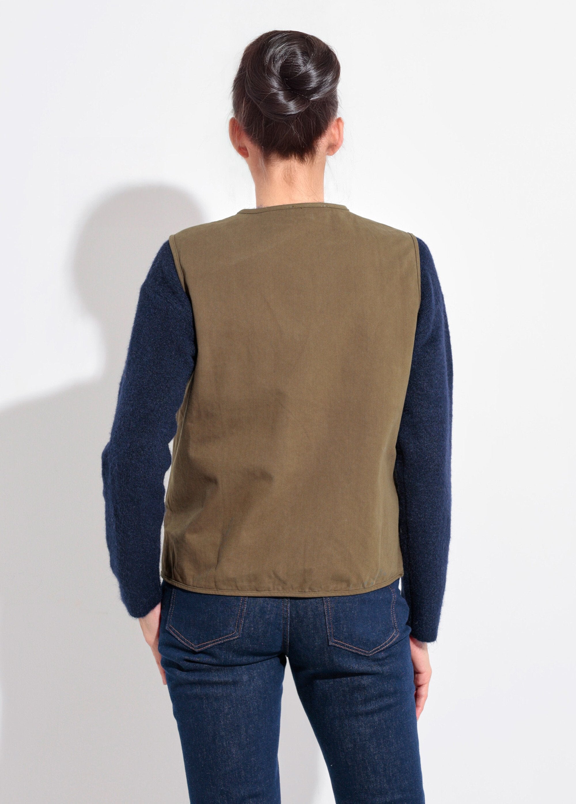 Gilet_sans_manches_col_rond_en_twill_Kaki_DO1_slim
