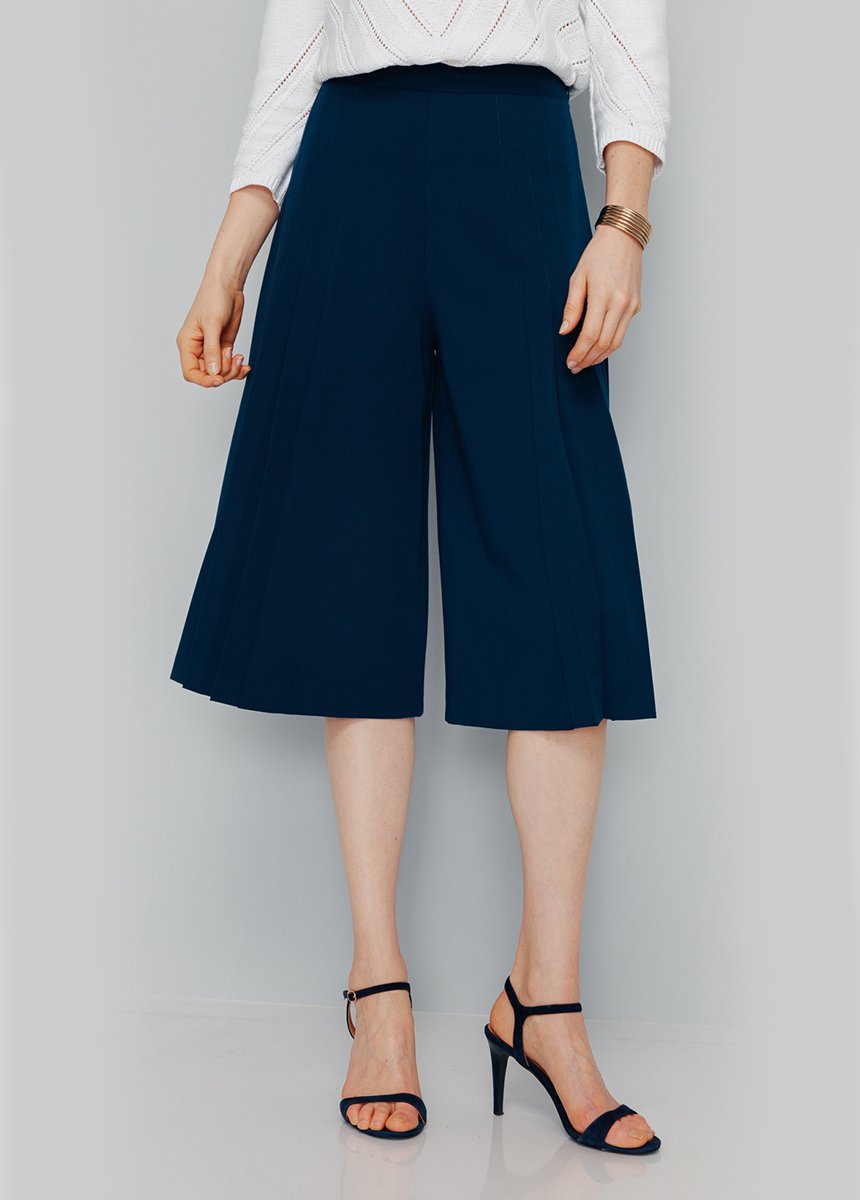 Long_loose_culottes_Marine_FA1_slim