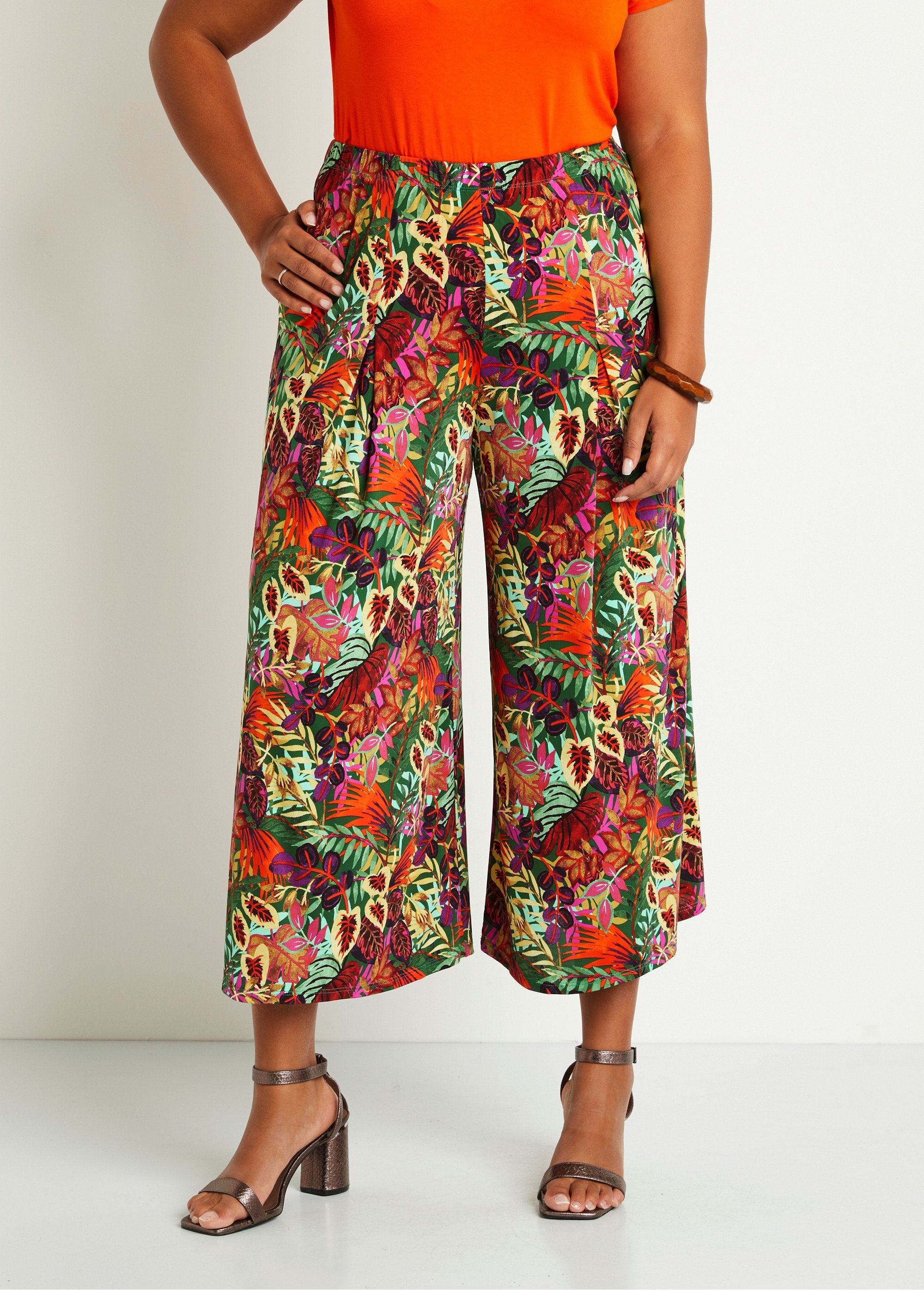 Loose_elasticated_waist_culottes_Multicolor_FA1_curvy