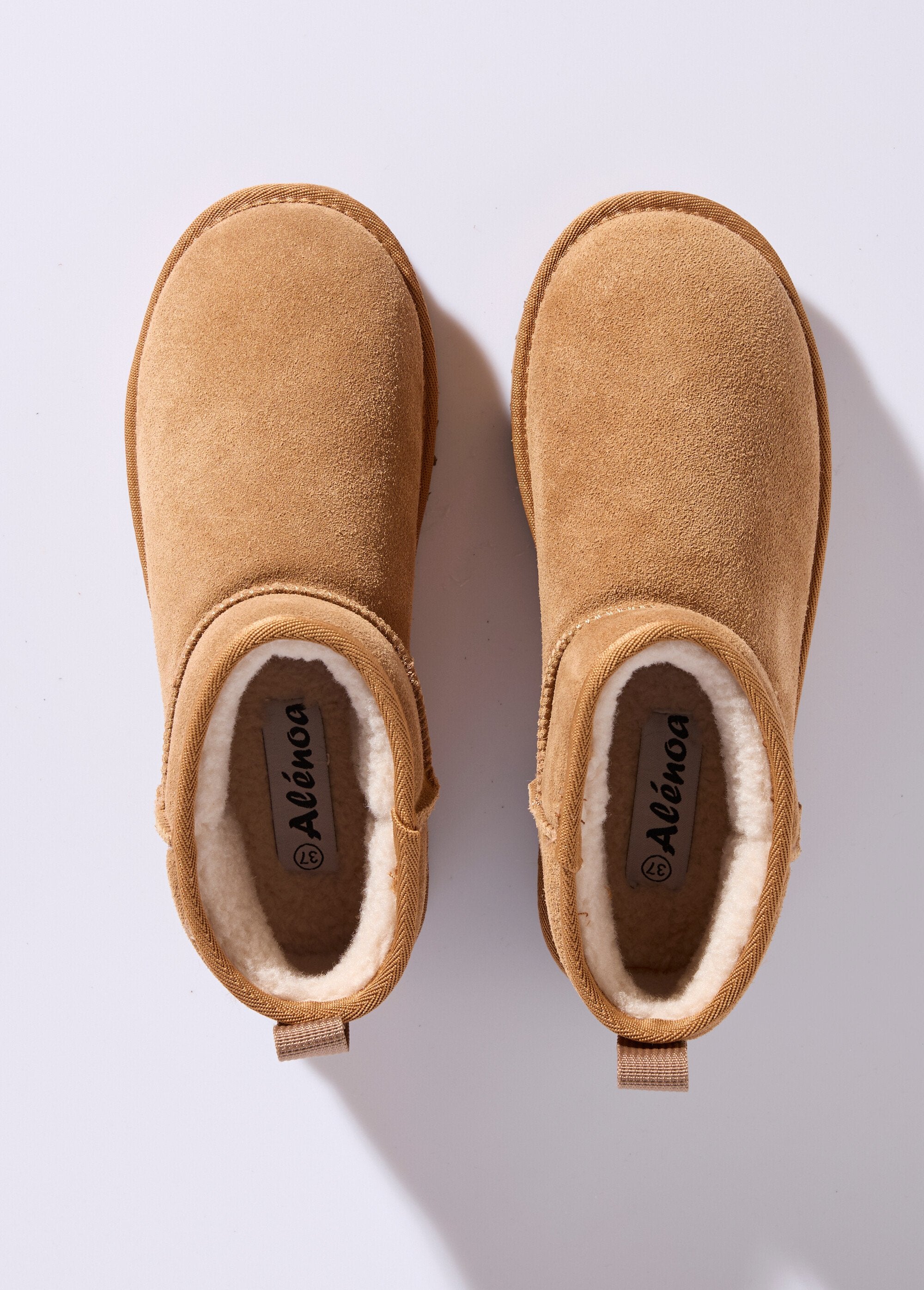 Low_fur-lined_boots_with_wedge_sole_camel_OV1_slim