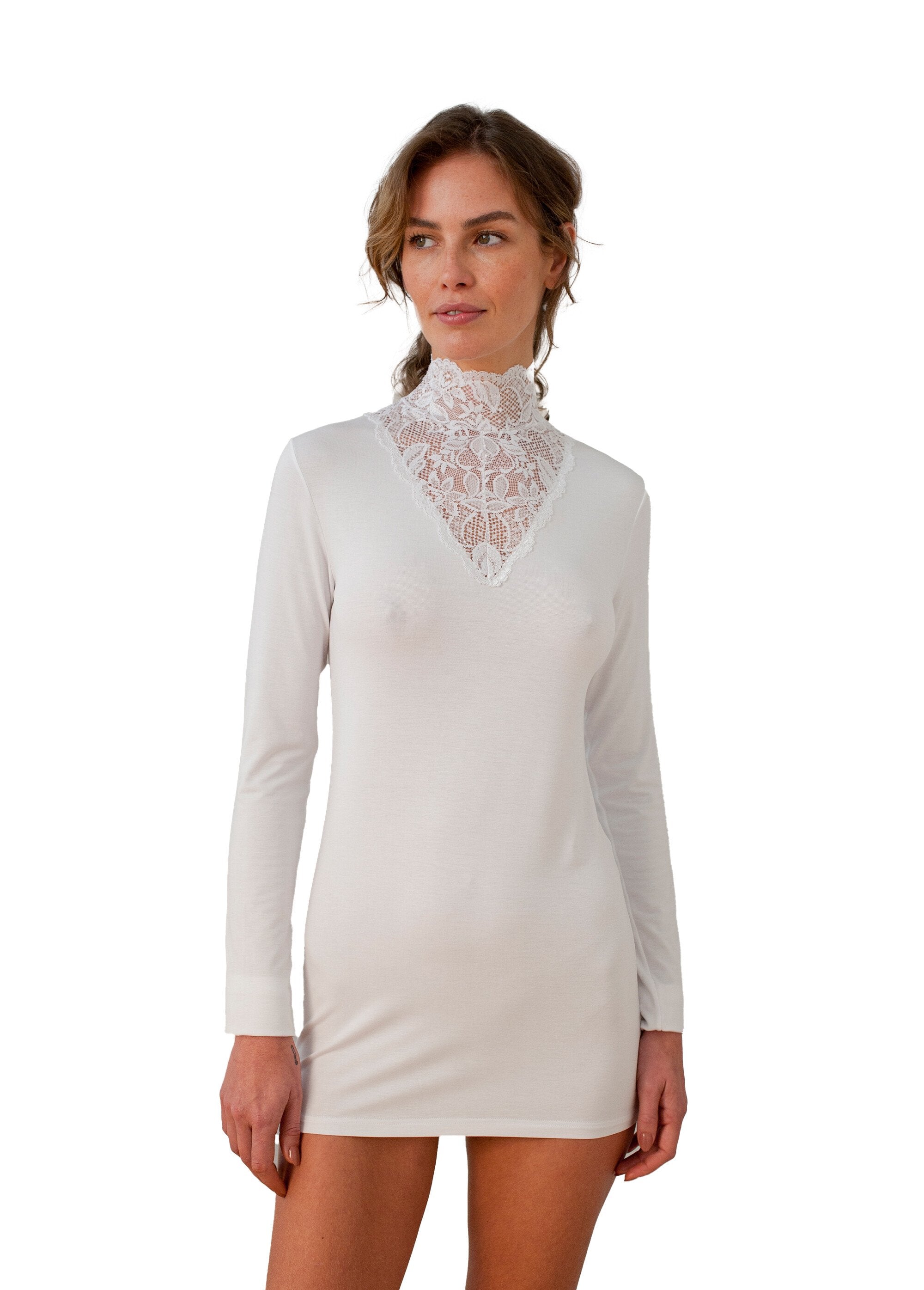 Long-sleeved_high-neck_lace_undershirt_White_FA1_slim