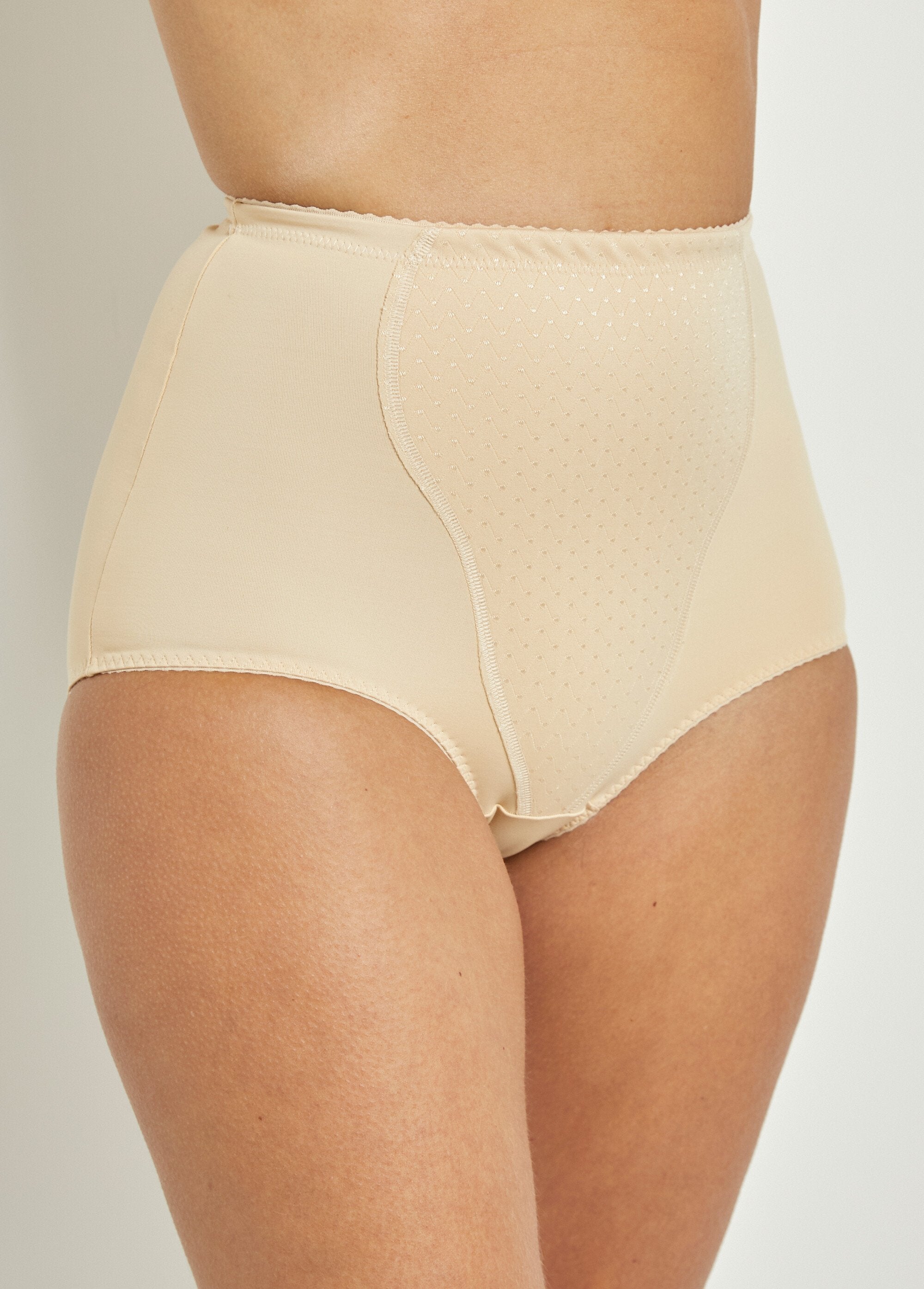 Marlene®_-_High-waisted_polka_dot_shapewear_briefs_Nude_FA1_slim