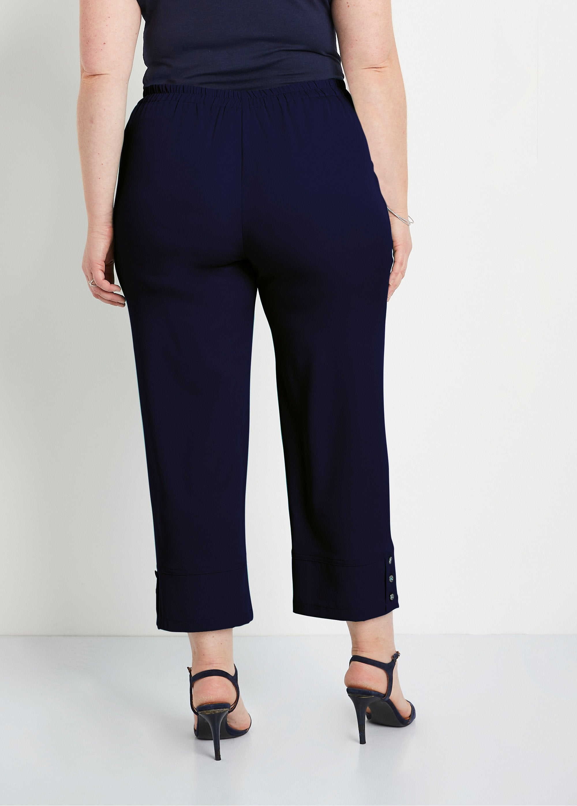 Straight_cropped_pants_with_semi-elasticated_waist_Marine_DO1_curvy