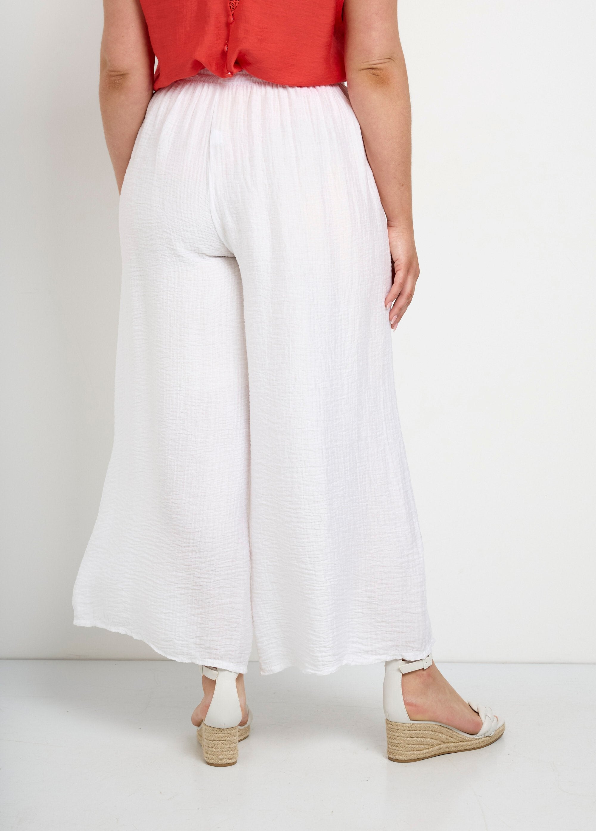 Wide,_flowing_lyocell_pants_White_DO1_curvy