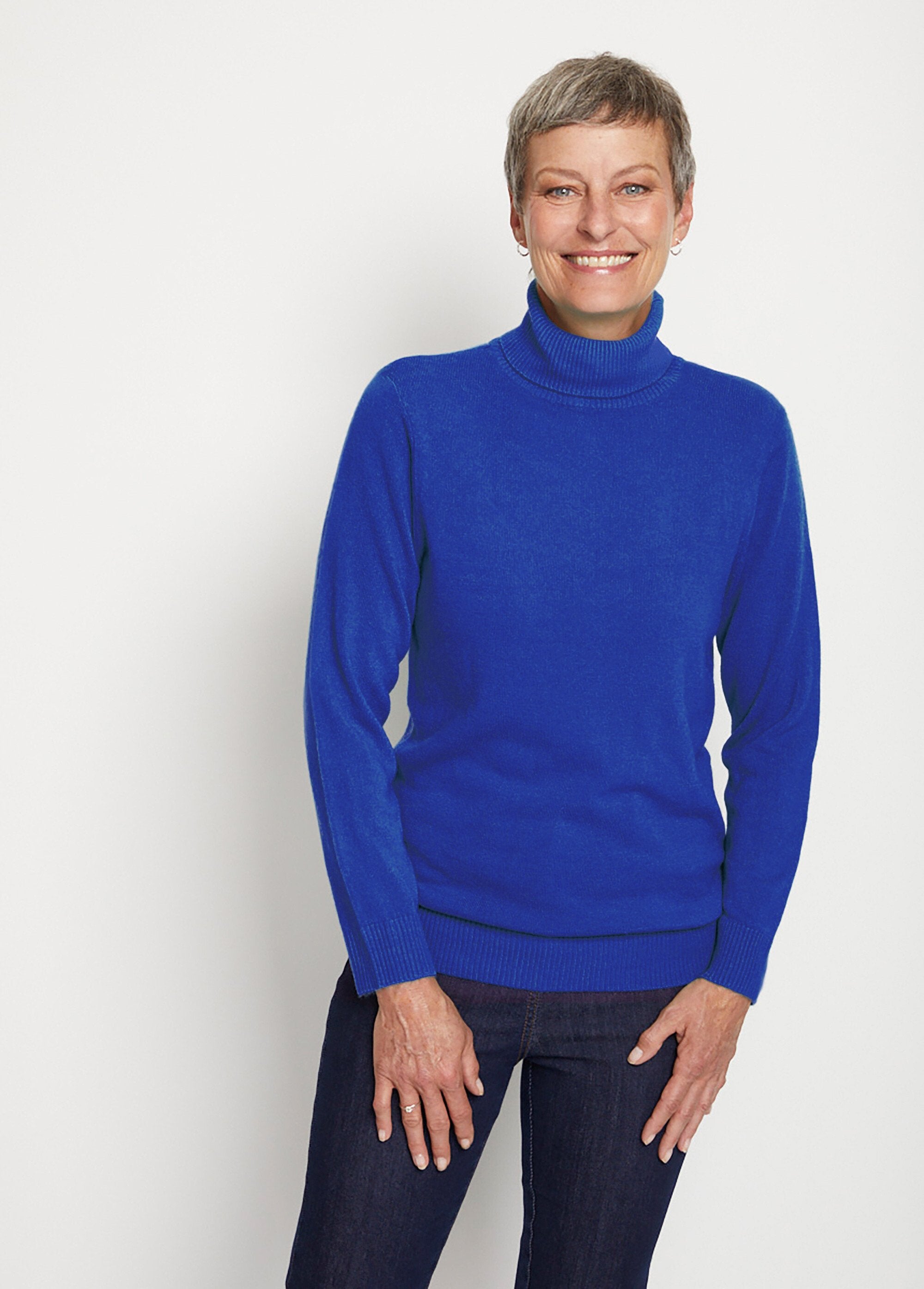 Soft_long-sleeved_turtleneck_sweater_Blue_FA1_slim