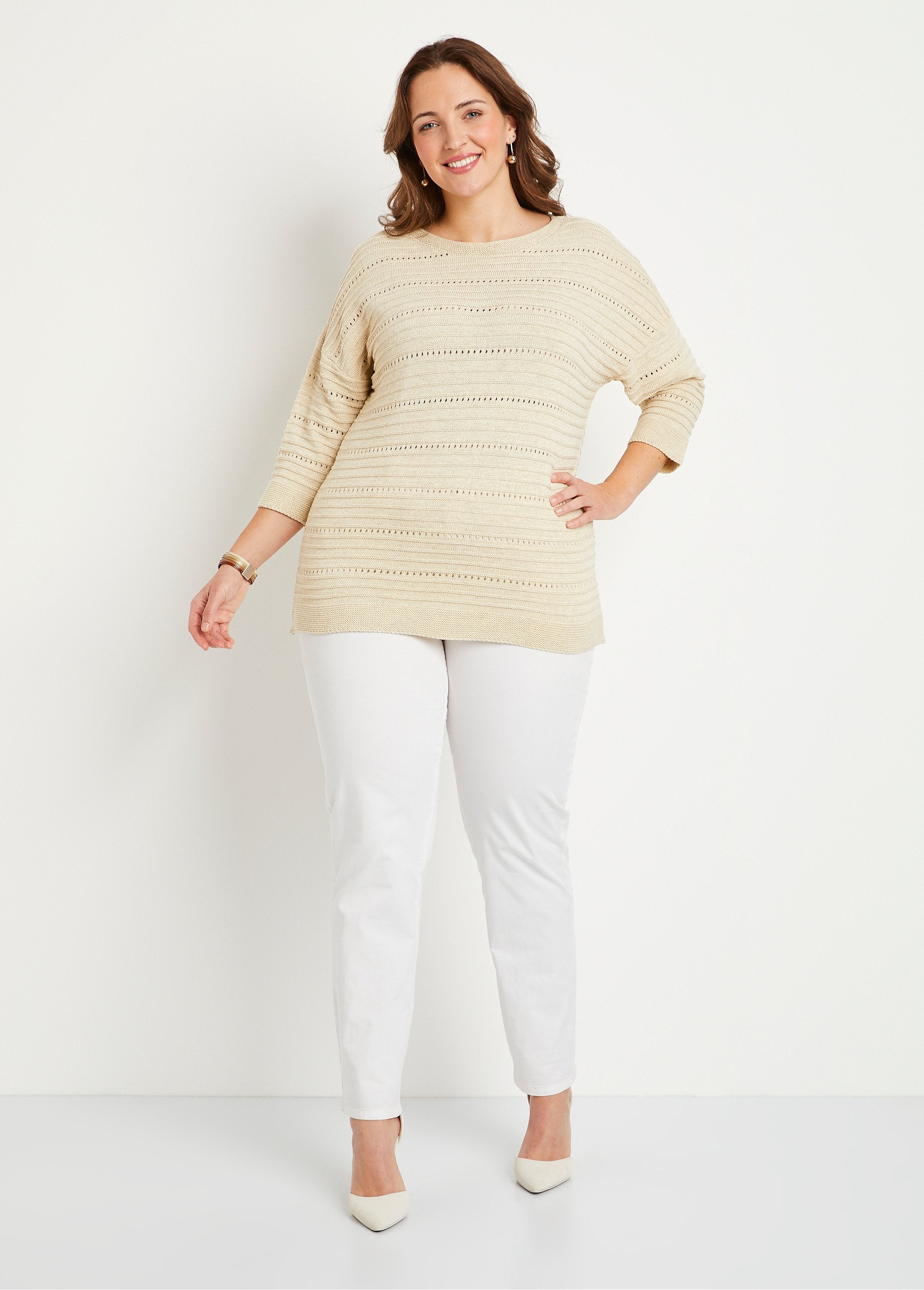 Short_openwork_sweater_with_3/4_sleeves_String_SF1_curvy